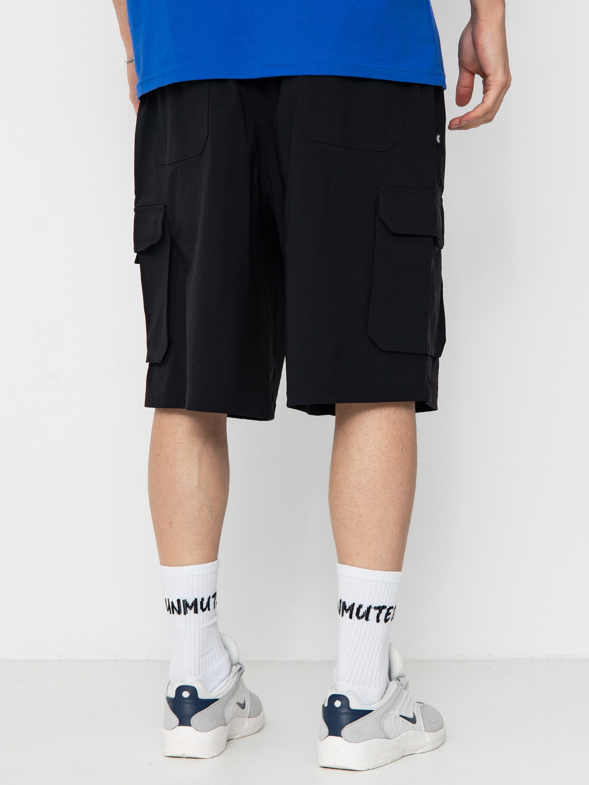 black nike cargo shorts
