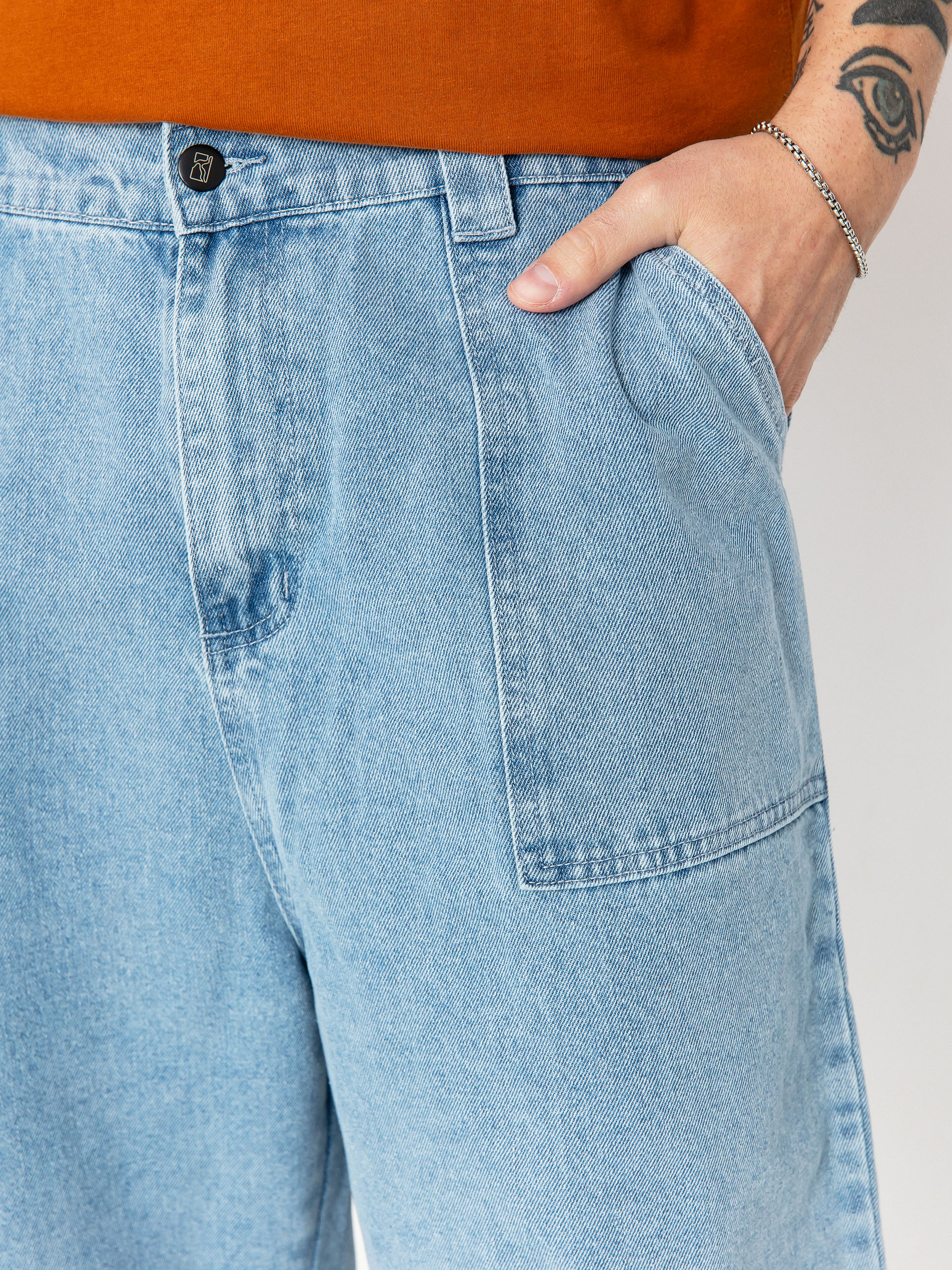 Poetic Collective Painter Shorts (light blue denim)