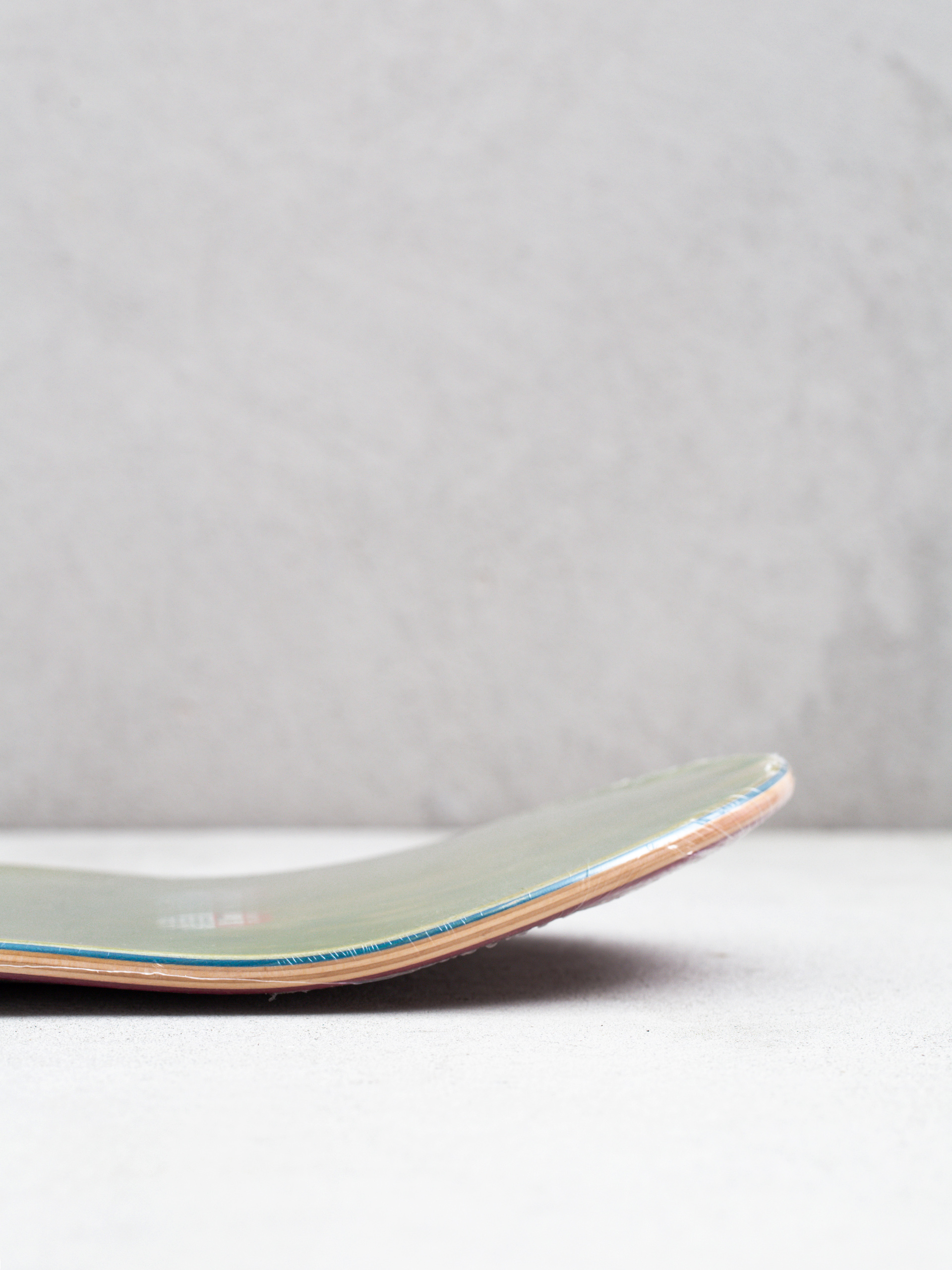 Real Ishod Ez Mascot Tt Deck (brown)