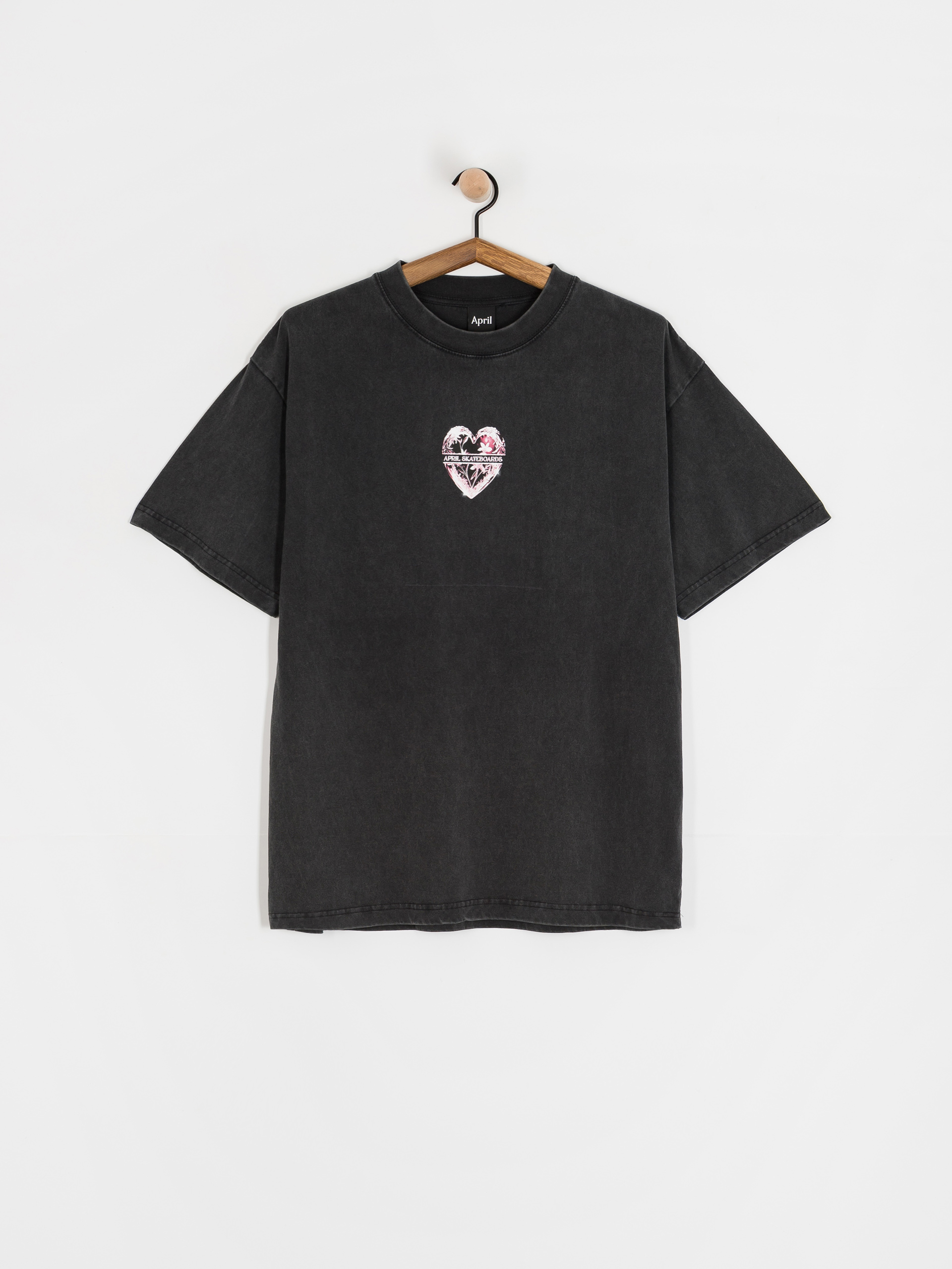 April Skateboards Heart T-Shirt (vintage black)