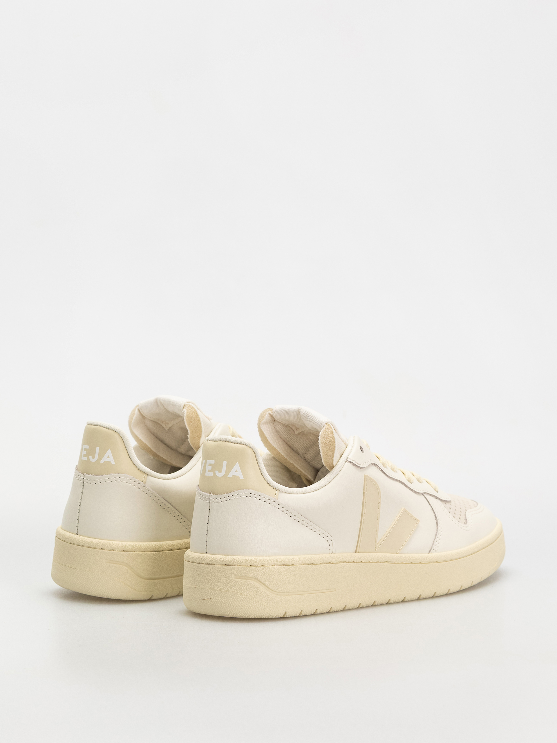 Veja V-10 Wmn Shoes (pure calcaire)
