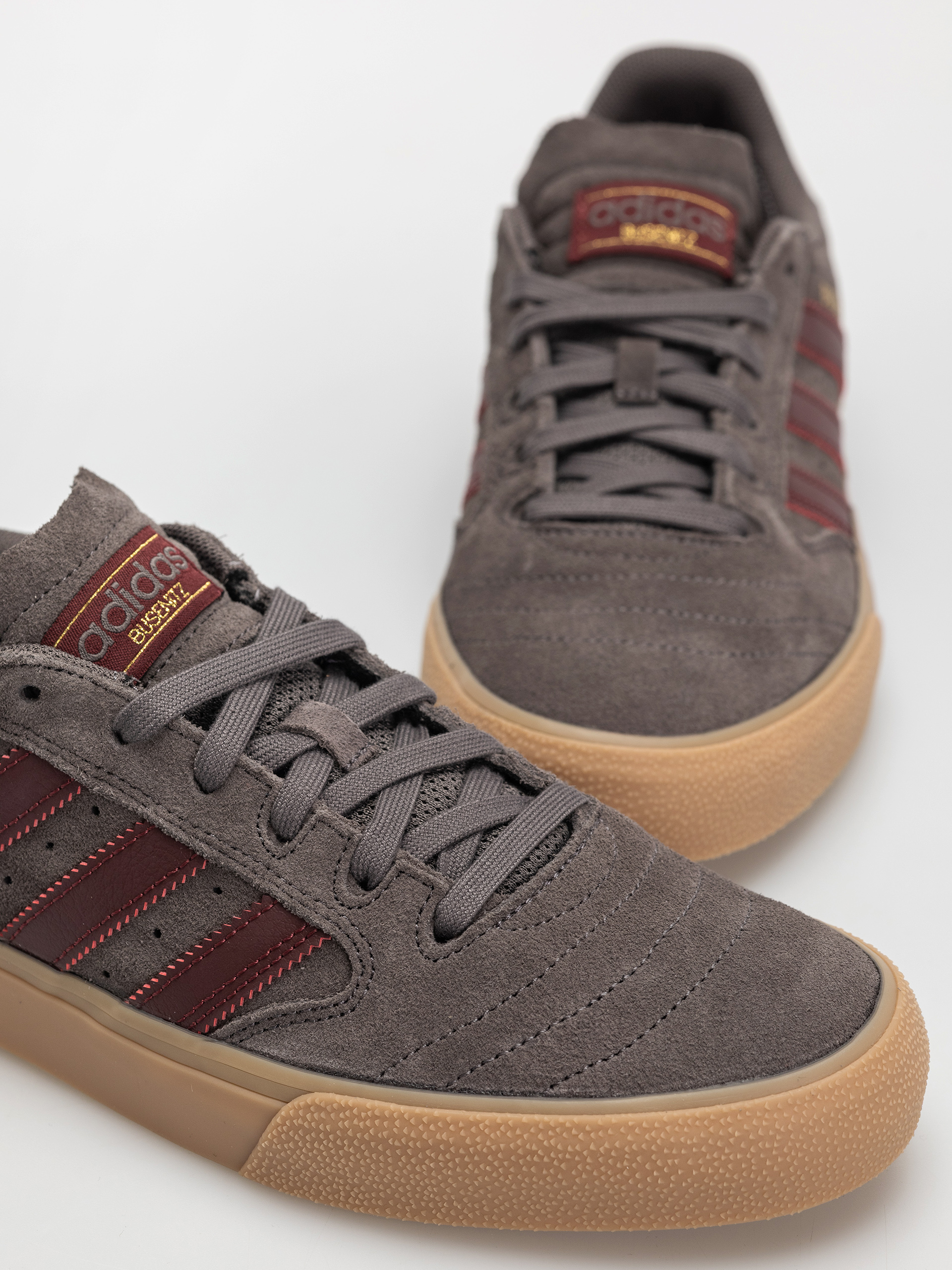 adidas Busenitz Vulc II Schuhe (chacoa/shared/gum4)