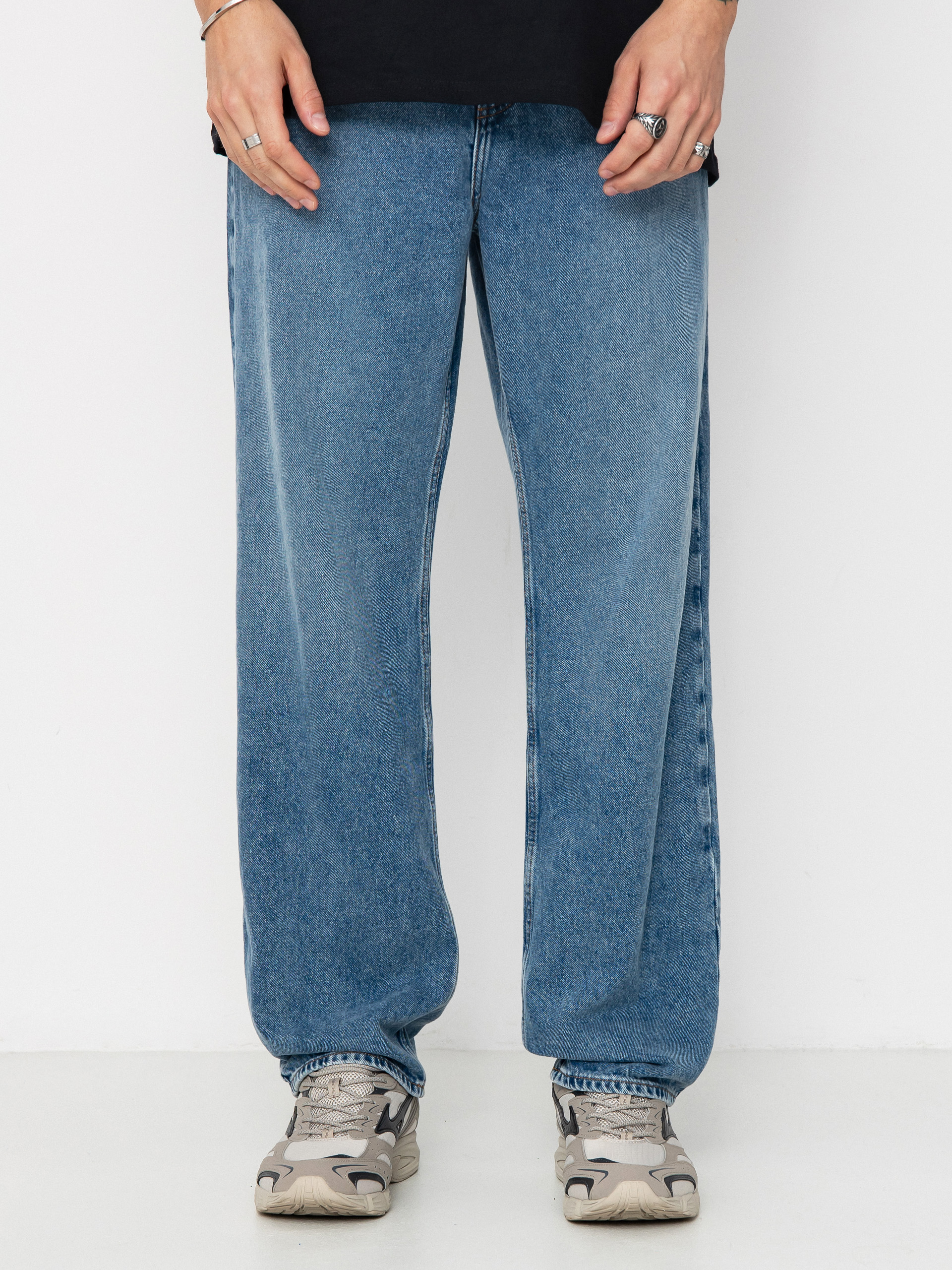 Beyond Medals Loose Jeans Pants (blue)