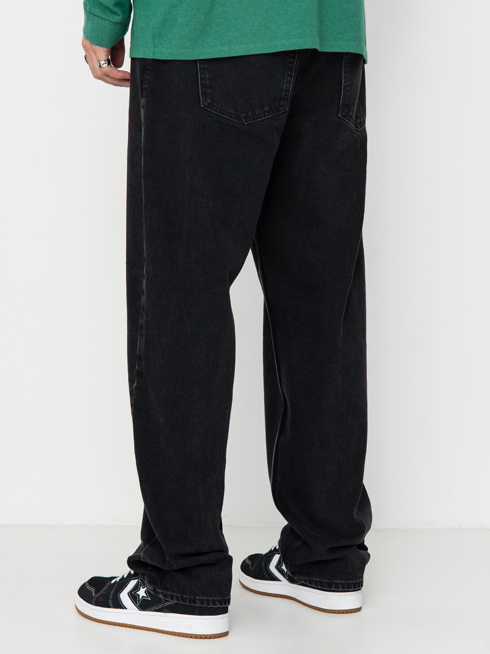 Beyond Medals Loose Jeans Pants (black)