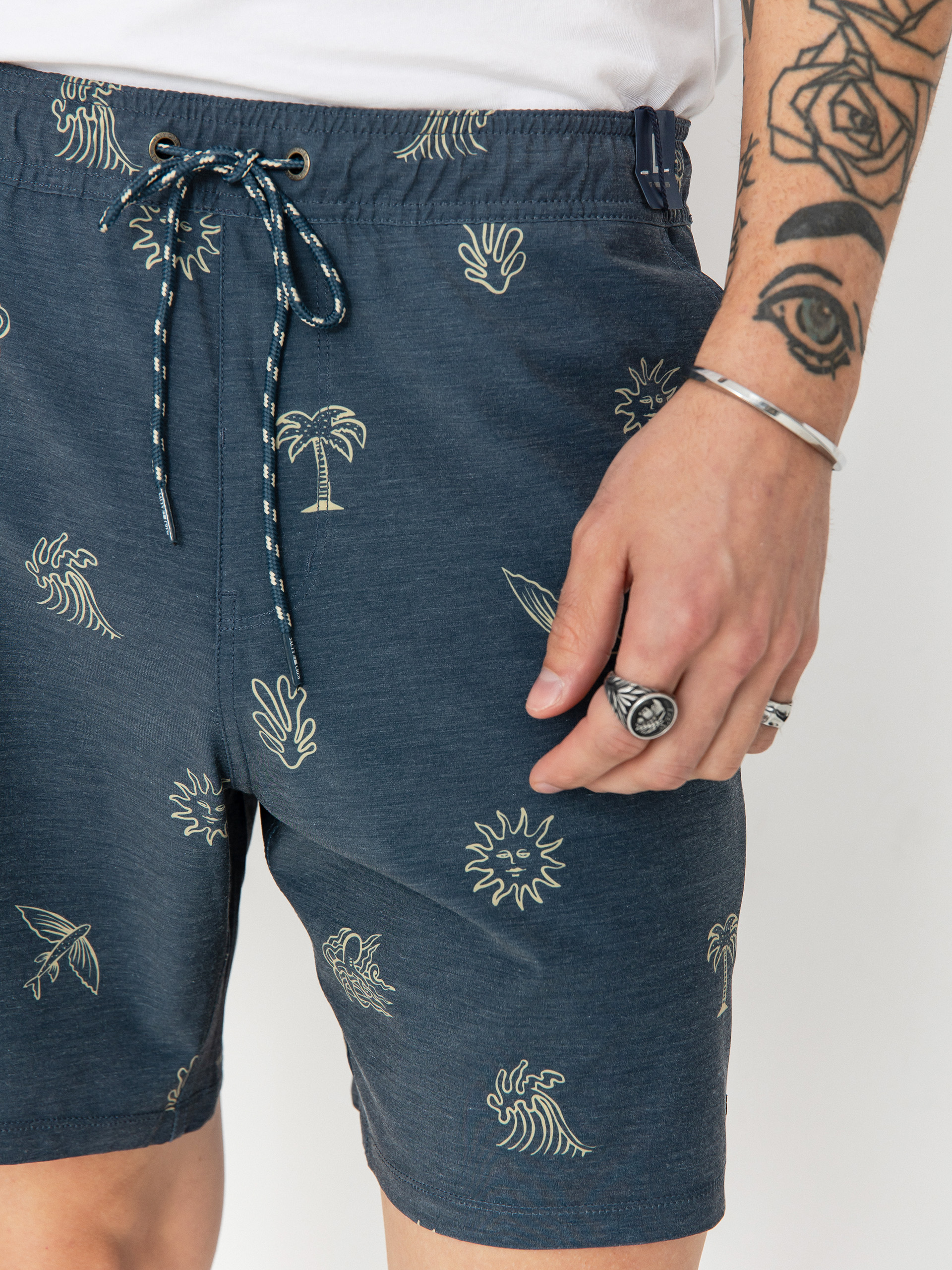 Salty Crew Good Vibes Volley Shorts (navy)