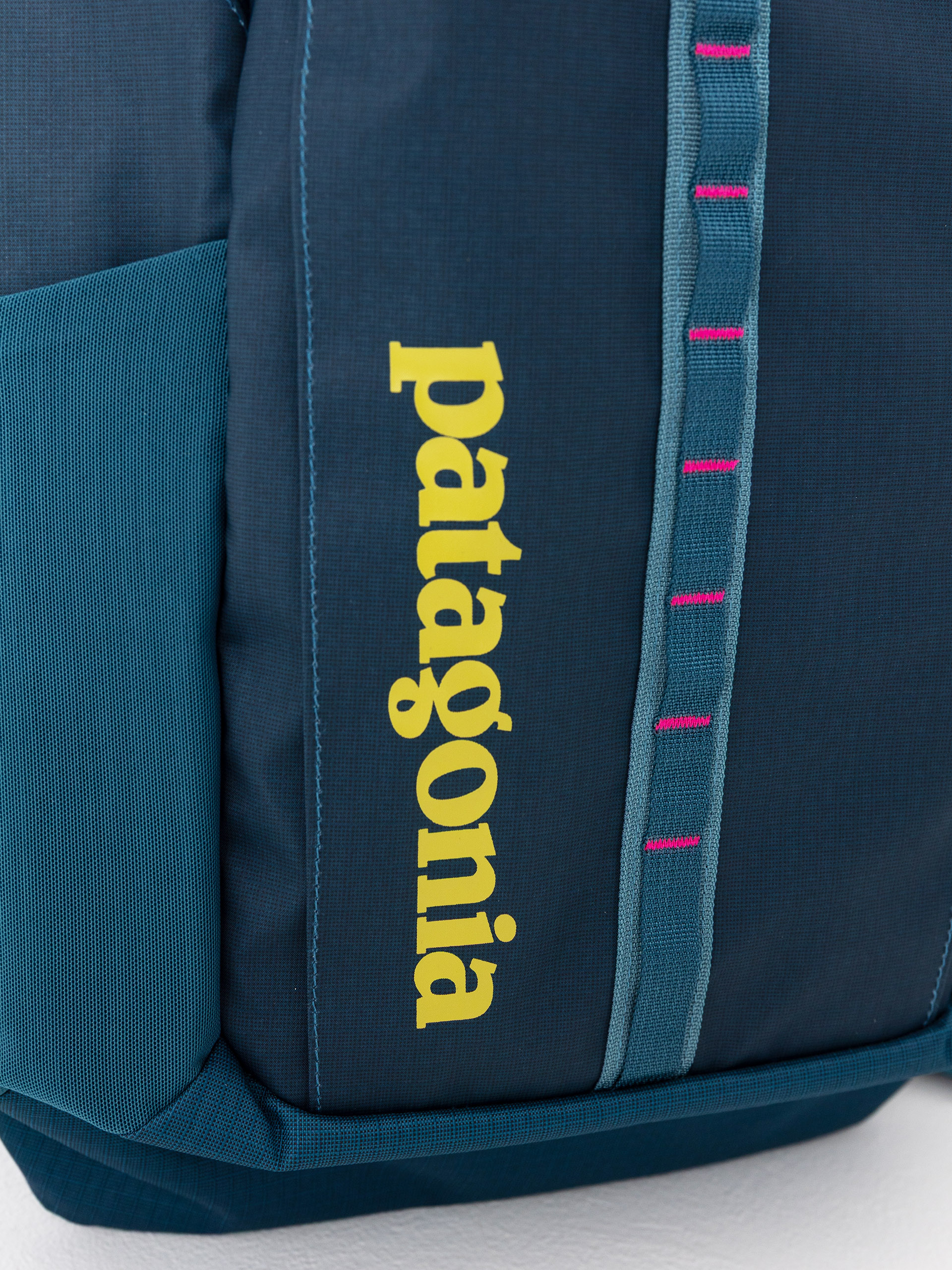 Patagonia Backpack Black Hole Pack 25L - blue (tidal teal)