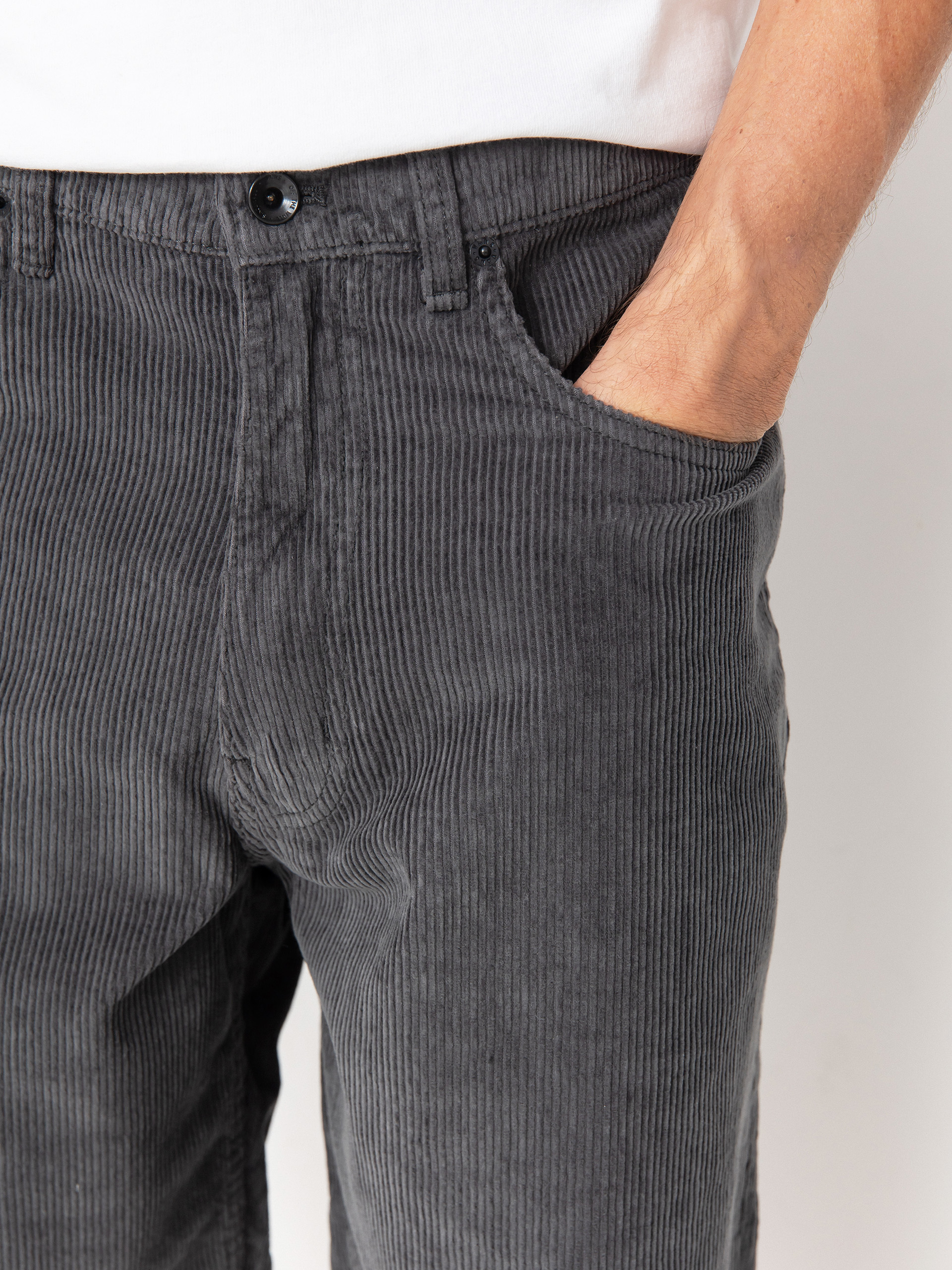 Vans Check 5 Loose Corduroy Shorts (asphalt)