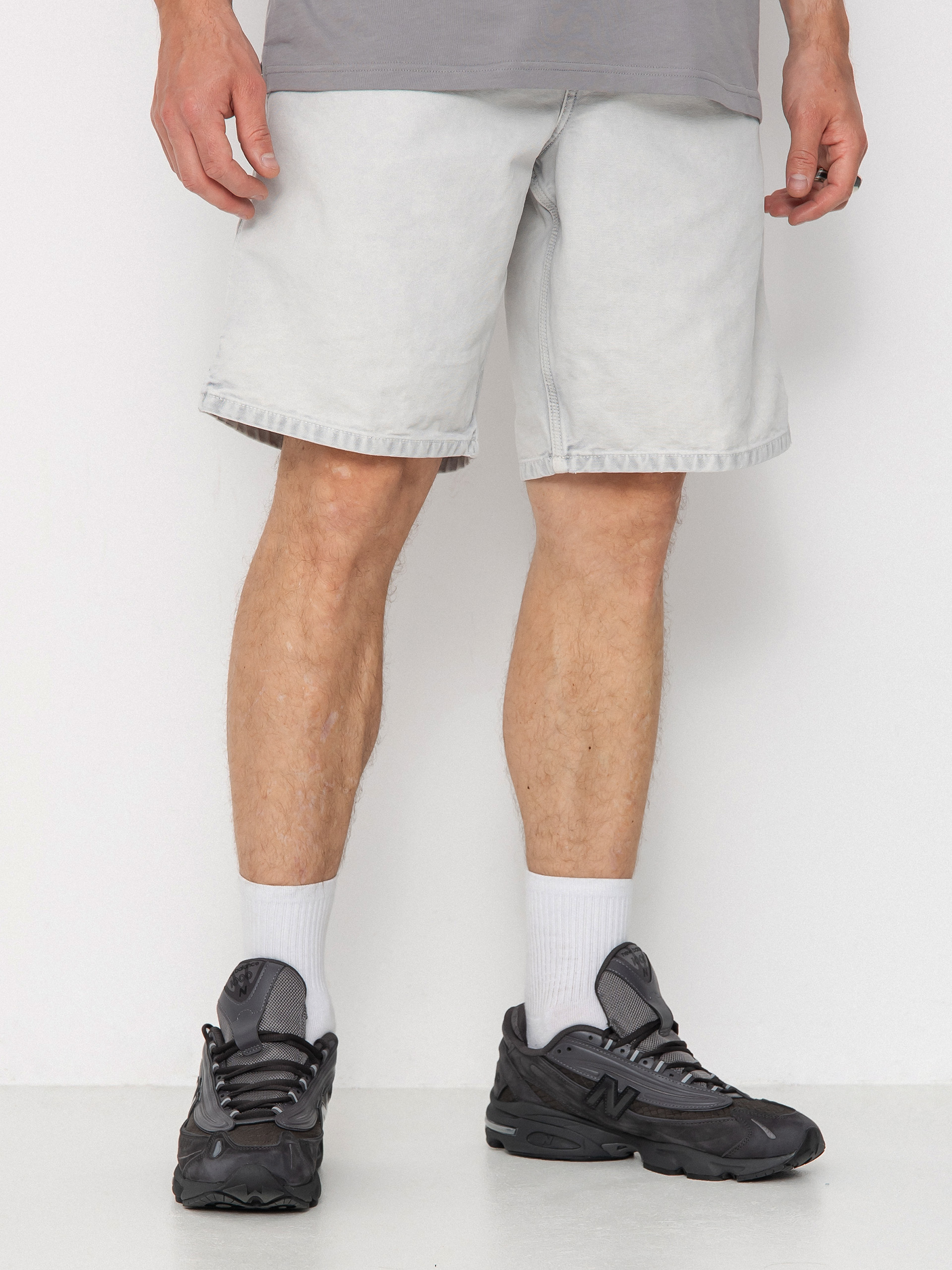 Carhartt WIP Single Knee Shorts (black/chalk wash)