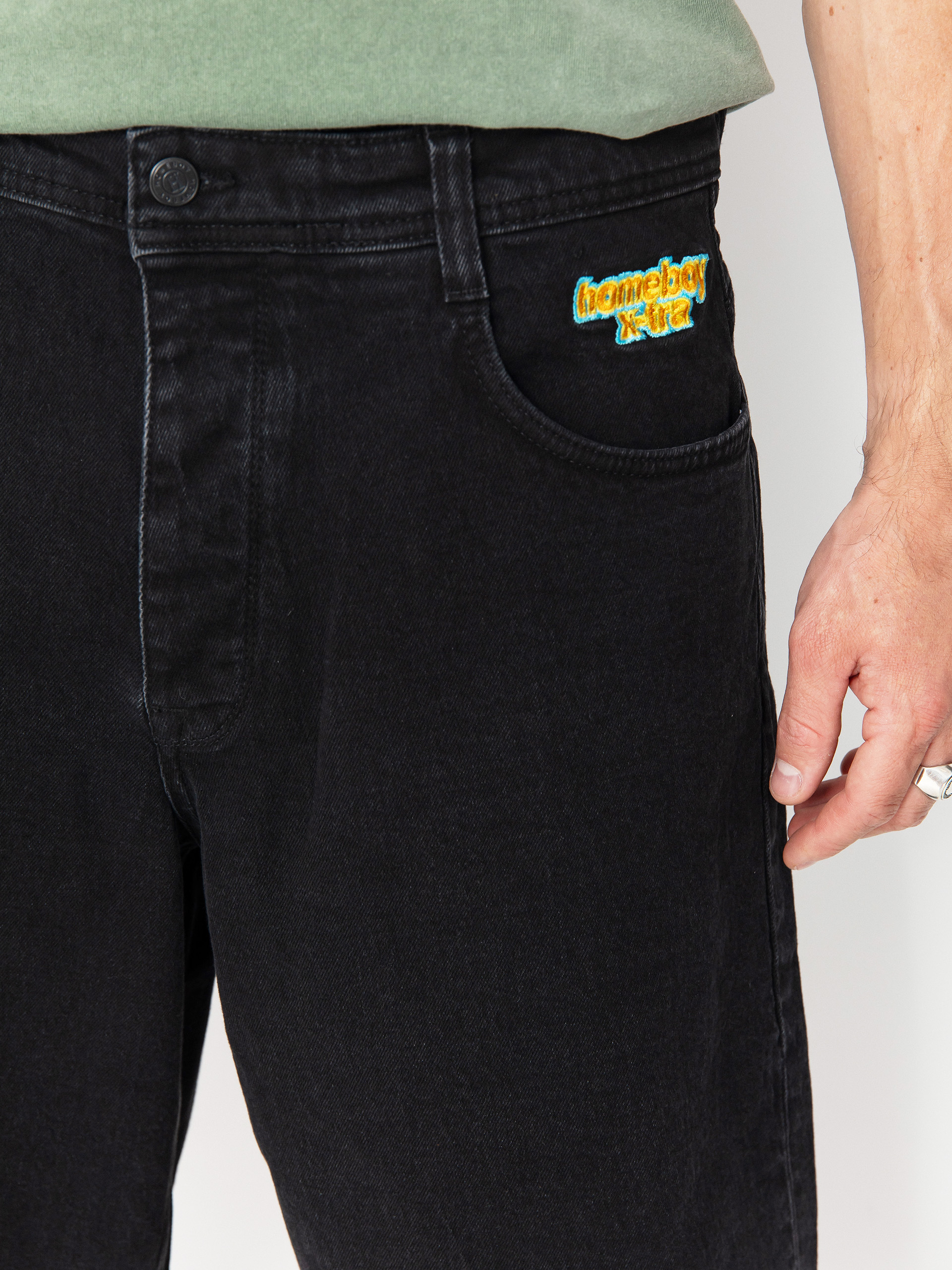 Homeboy Shorts X Tra Monster (washed black)