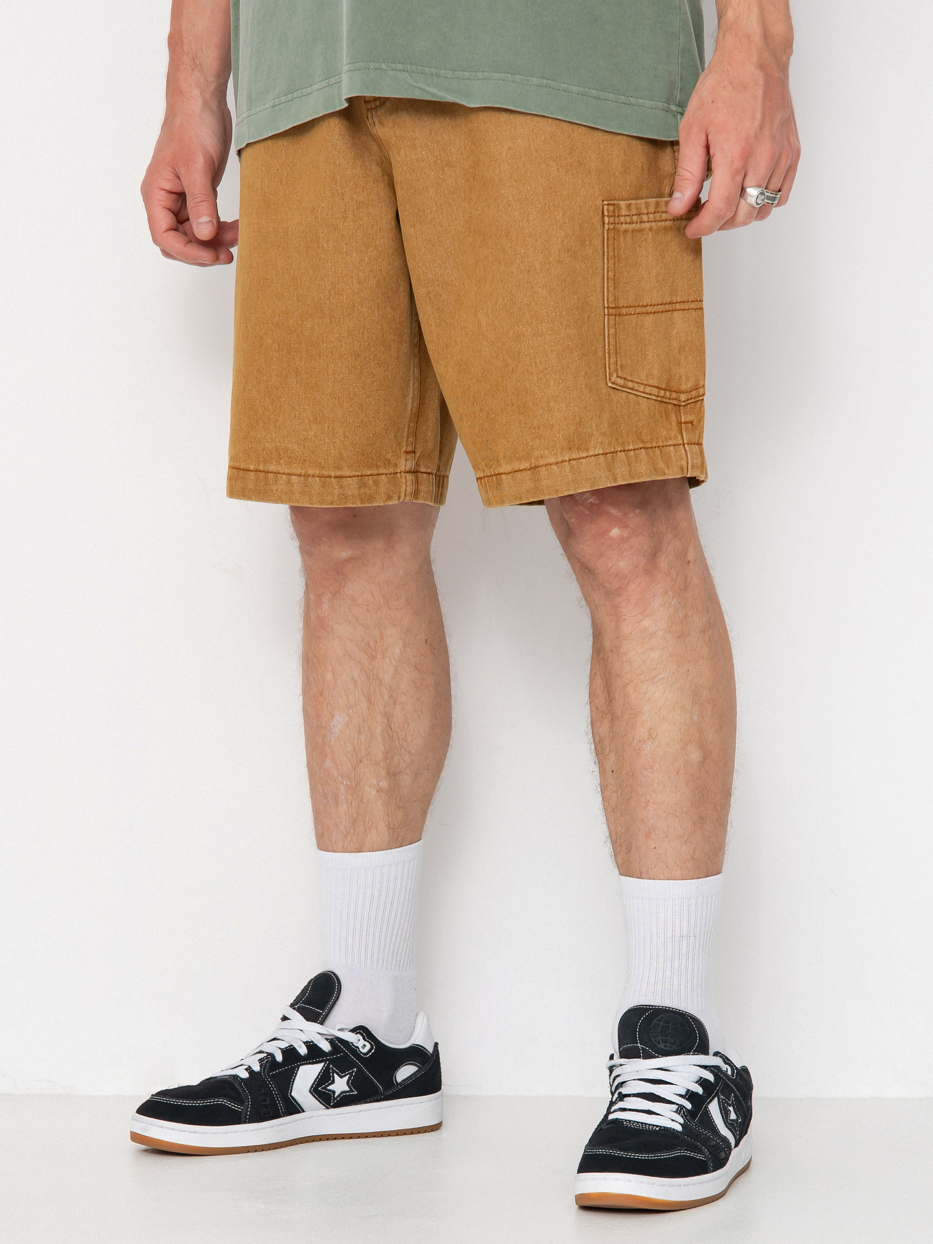 Santa Cruz Carpenter Big Shorts (tan)