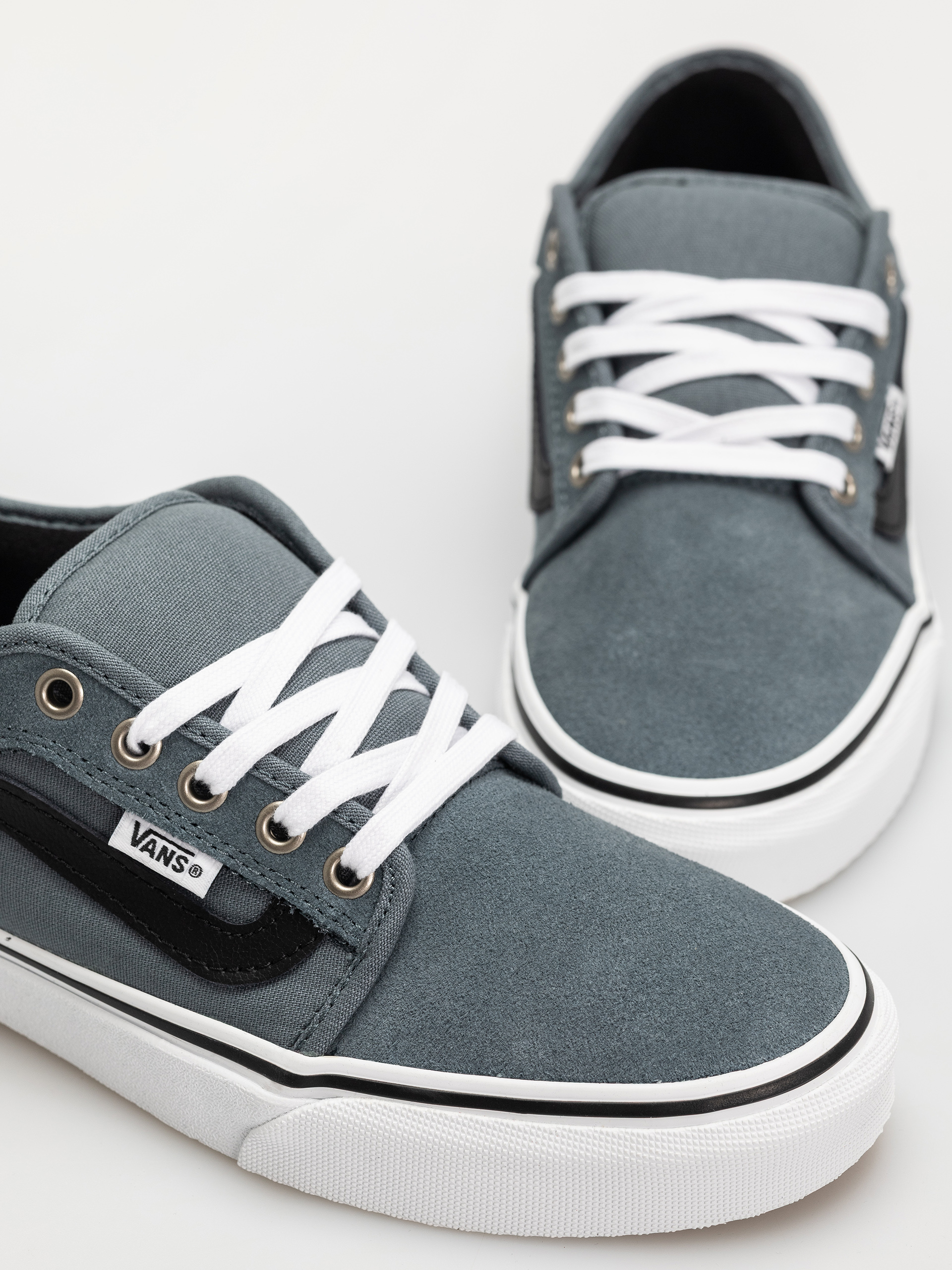 Vans Skate Chukka Low Sidestripe Shoes (black/slate blue)