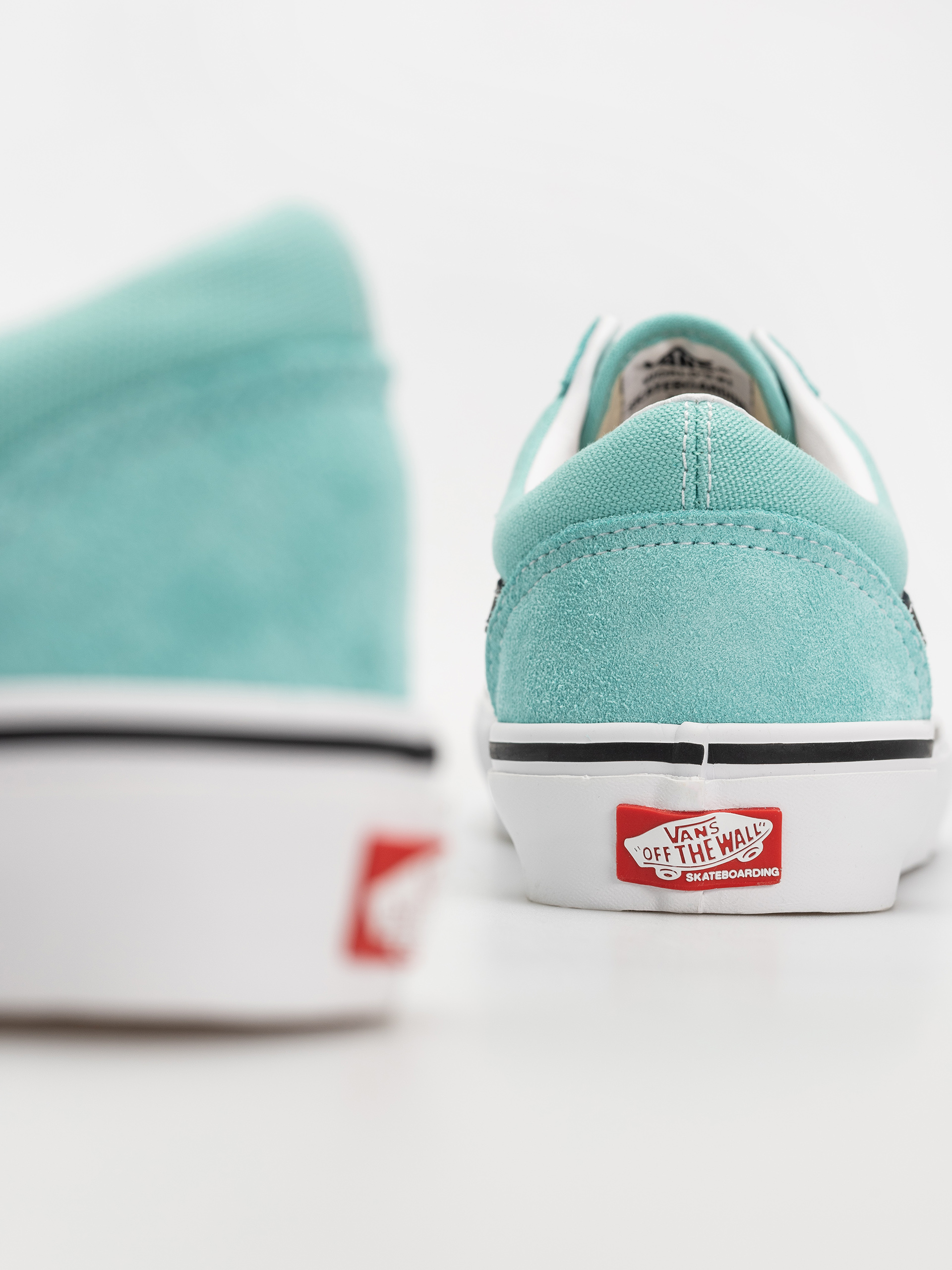 Vans Skate Old Skool Shoes (pop electric blue)