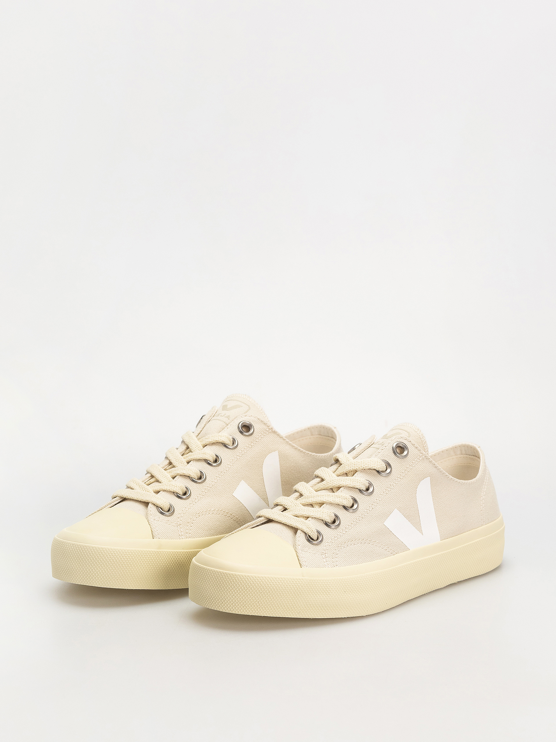 Veja Wata II Low Shoes Wmn (pierre white)