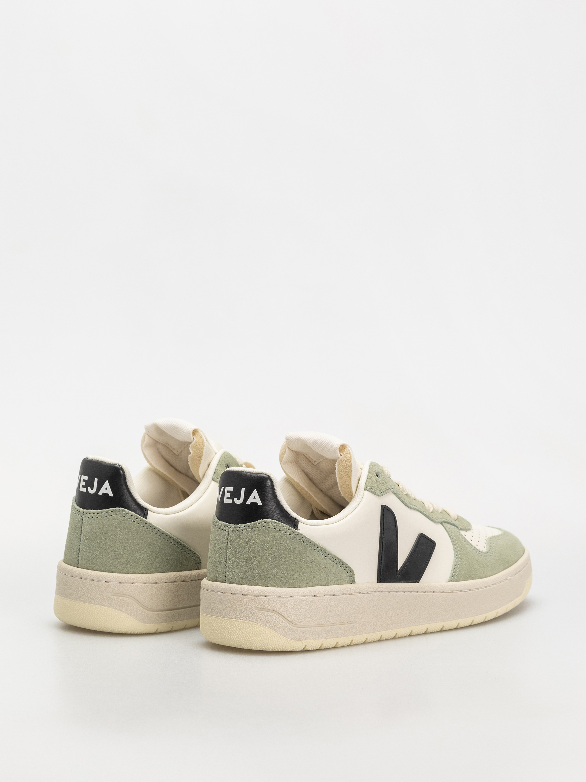 Veja V-10 Wmn Schuhe (pure black clay)