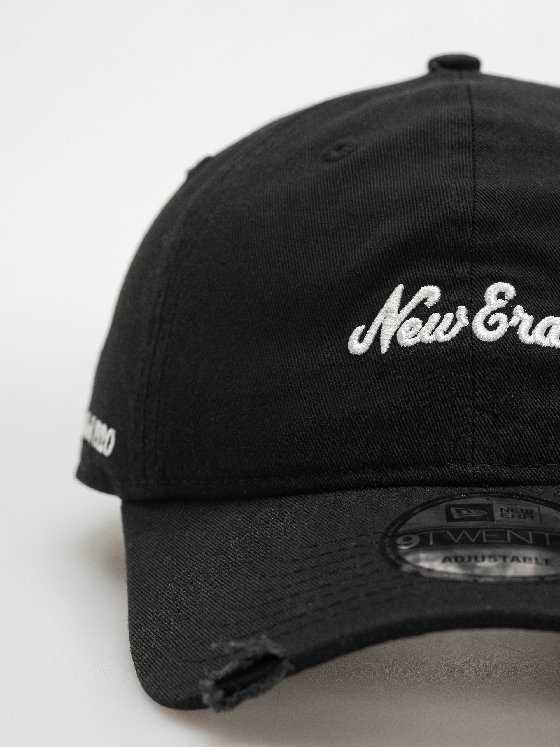 New Era Cap Distress 9Twenty (black)
