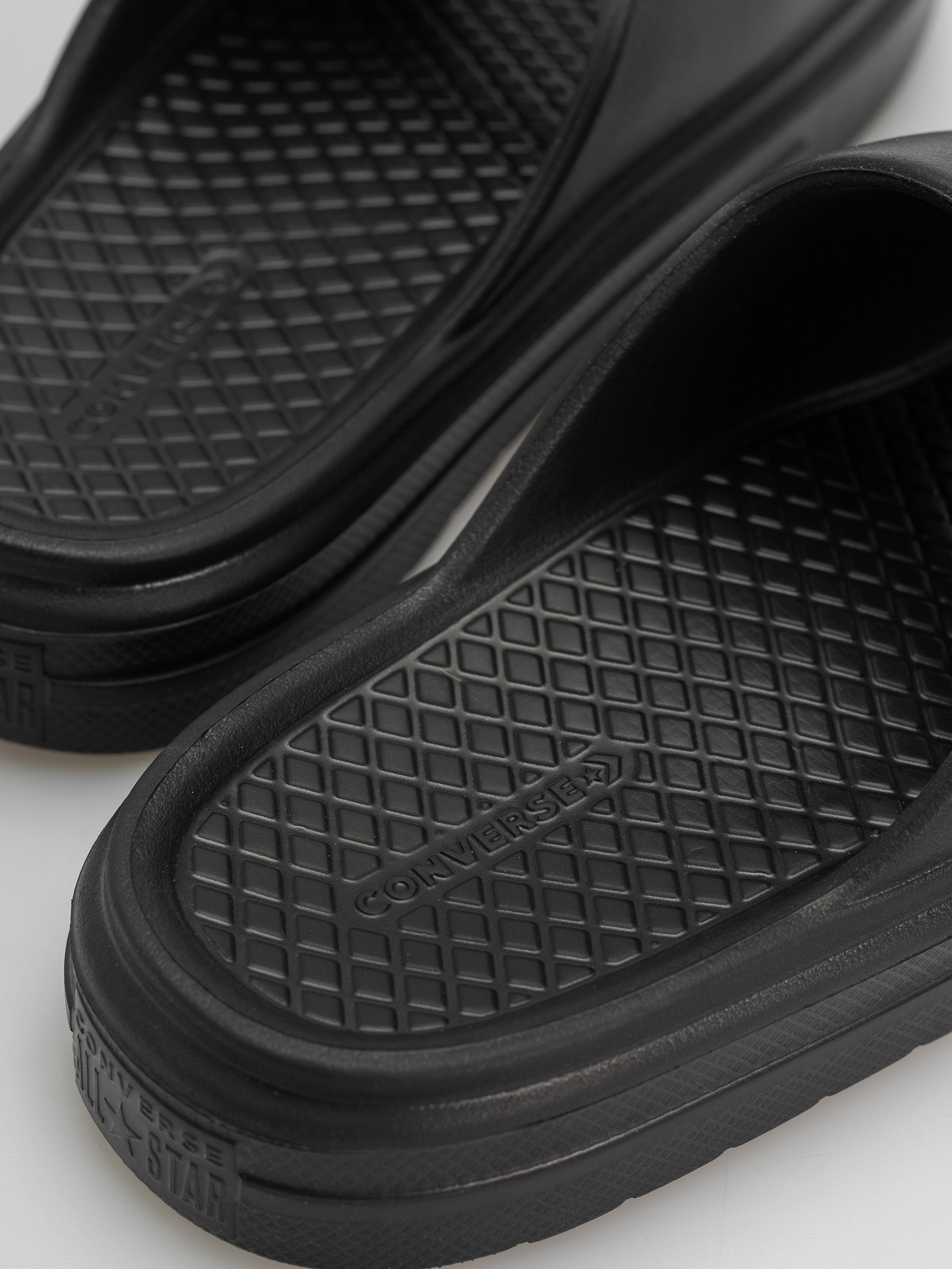 Converse Essential Flip Flops (black/black/black)