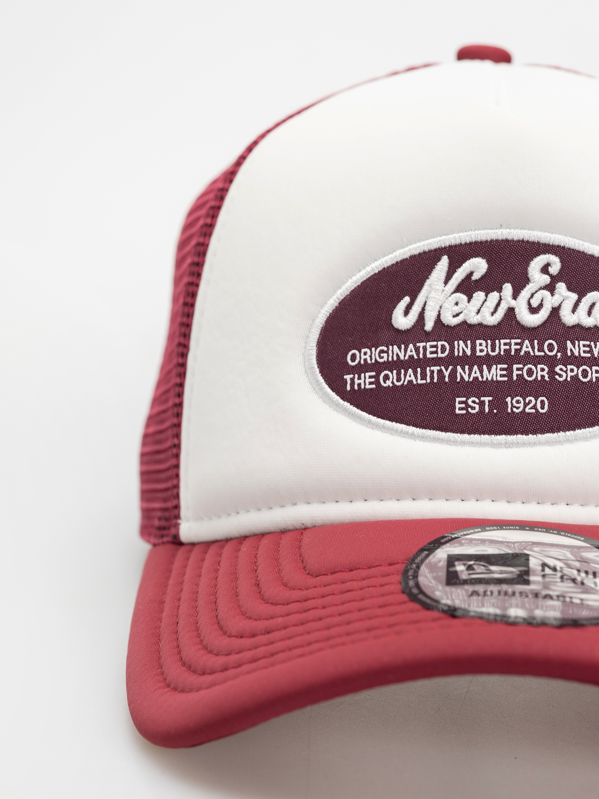 New Era Cap Oval Foam Patch Trucker (cherry/white)