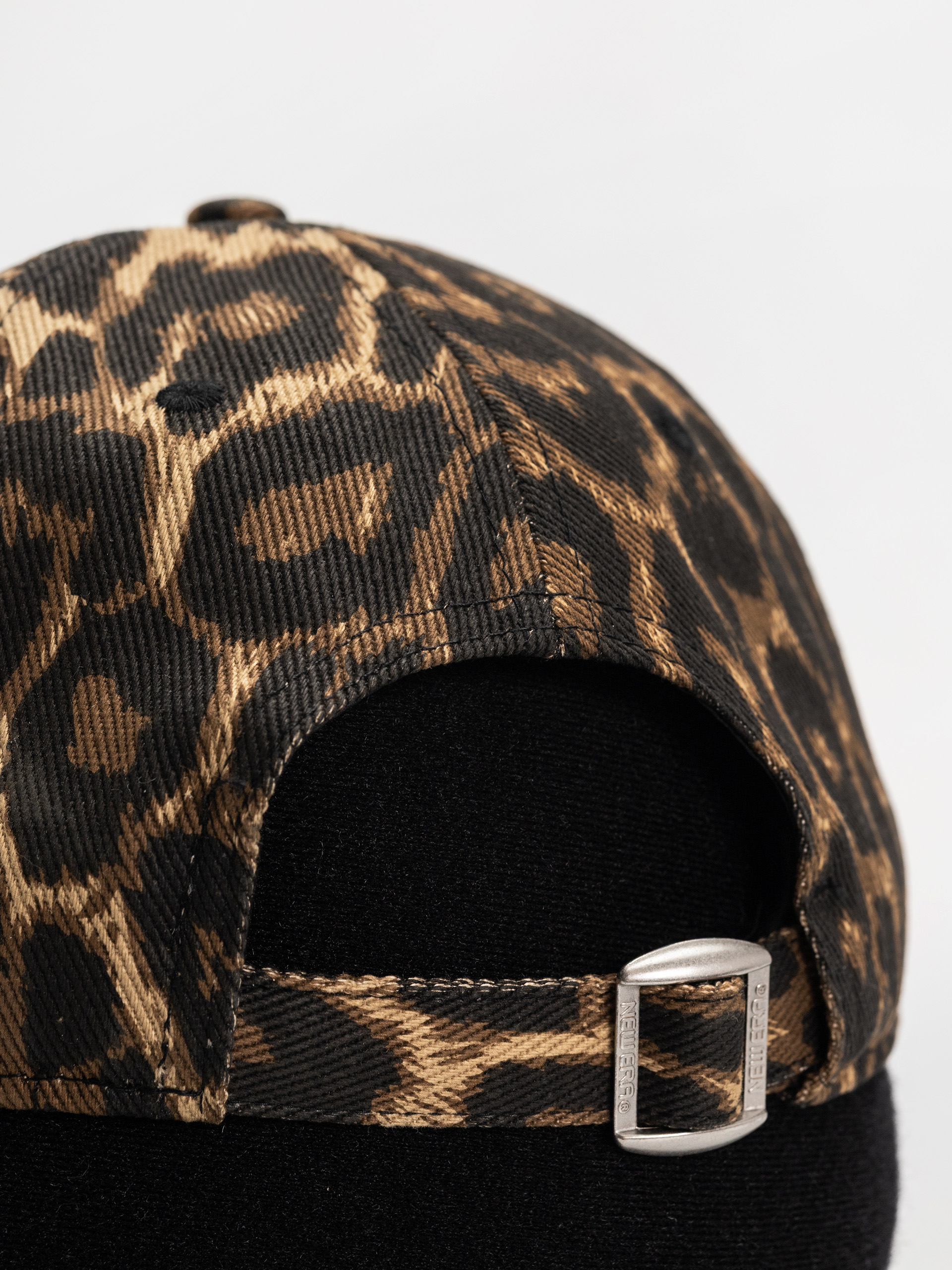 New Era Cap Outline Leopard 9Twenty New York Yankees Wmn (black camo)