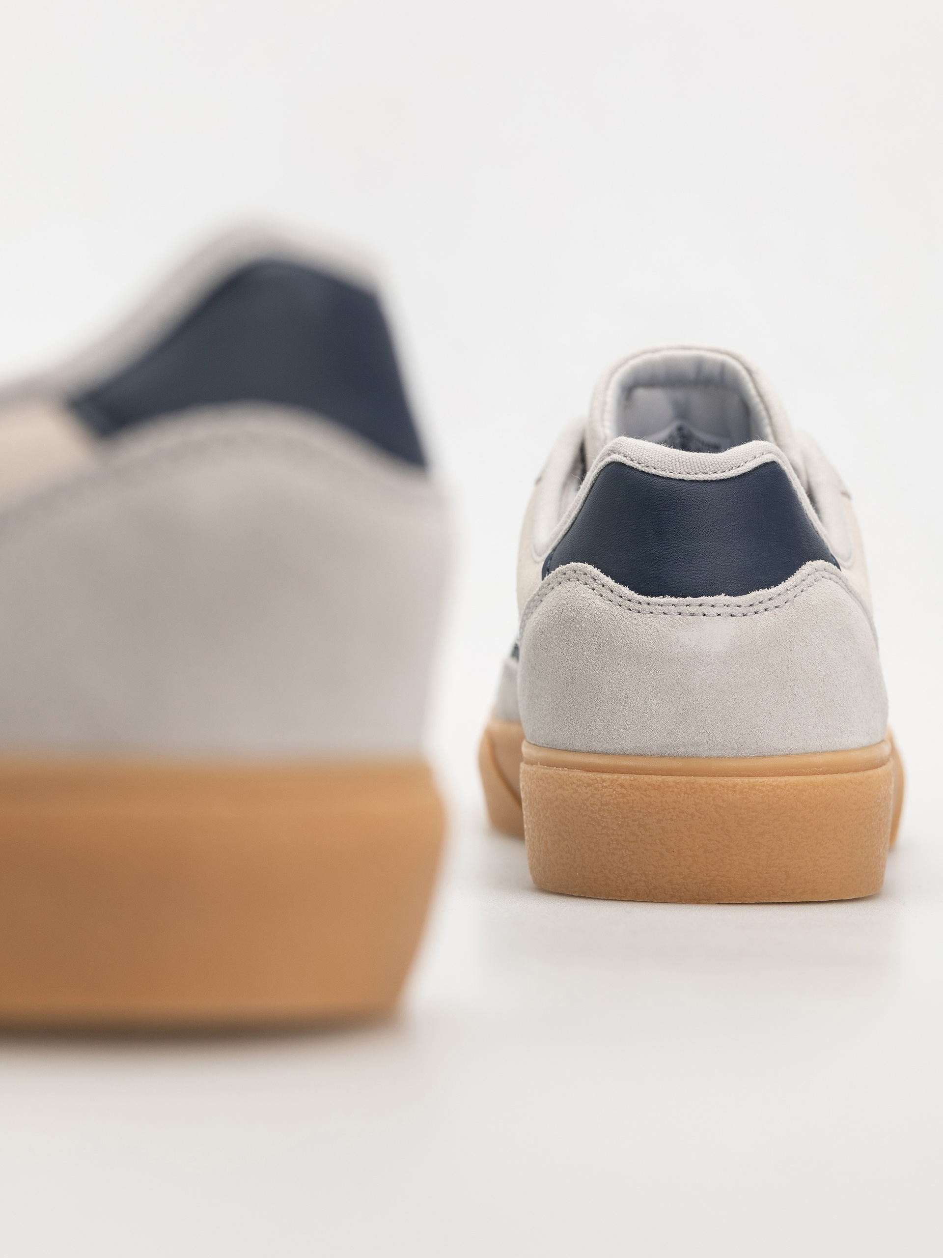 adidas Court Tns Premiere Schuhe (gretwo/conavy/gum3)