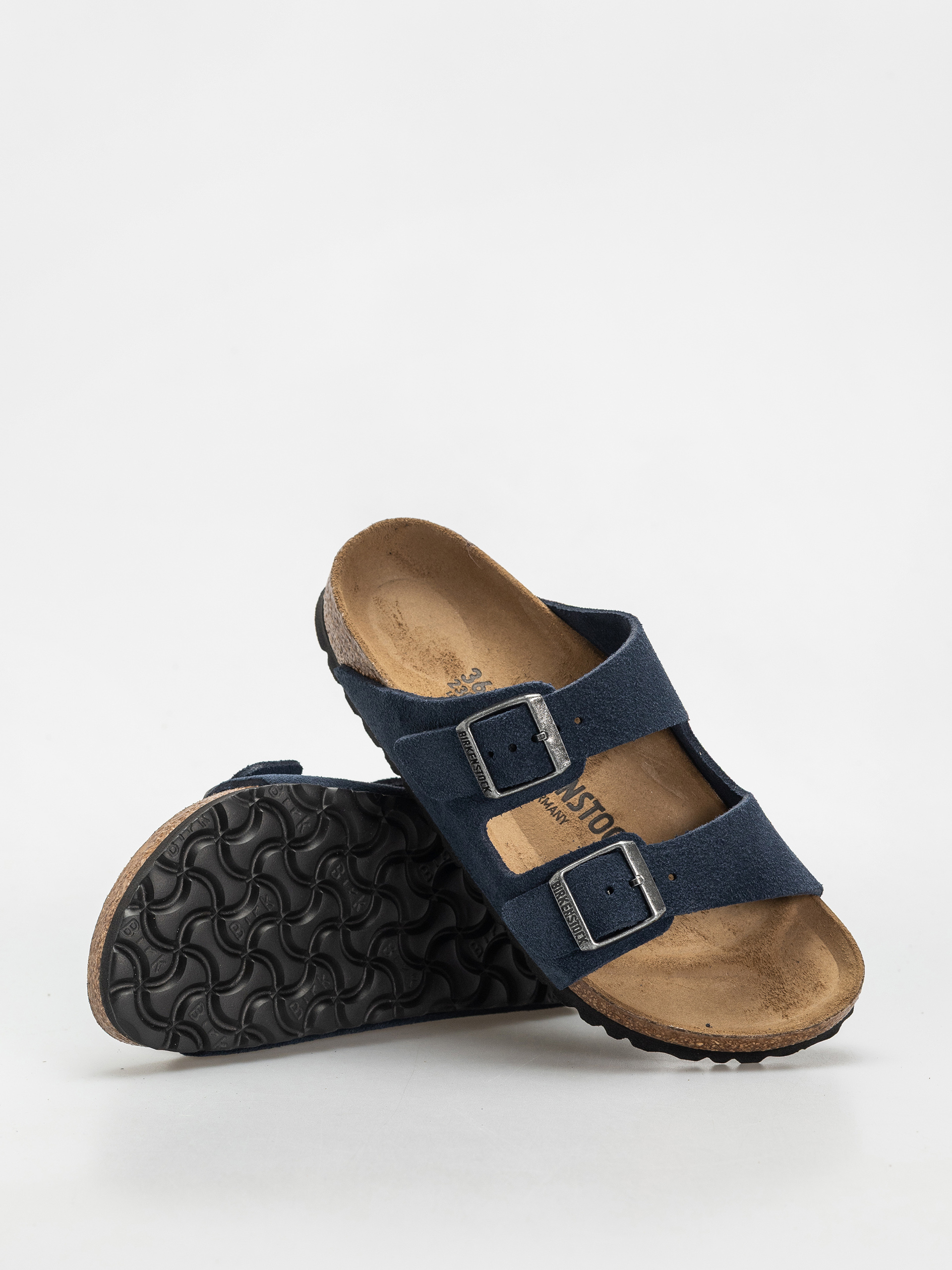 サンダル・ミュール BIRKENSTOCK Navy blue suede and PVC Arizona slippers Arizona PVC sandals in blue - Birkenstock 1774 | Mytheresa