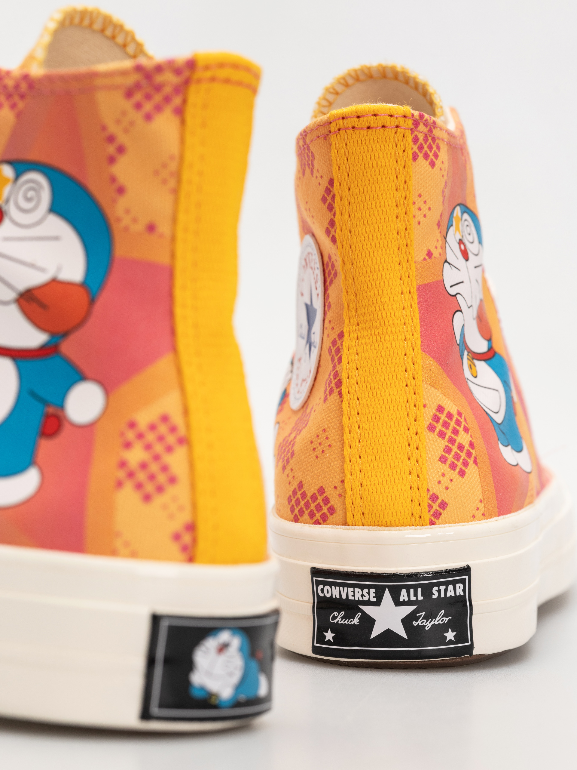 Converse Doraemon Chuck 70 Hi Chucks (orange)