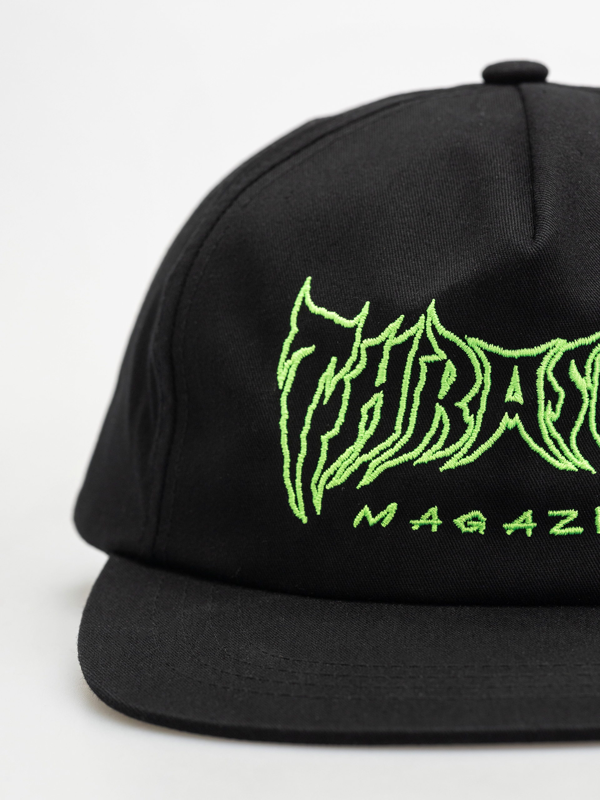 Thrasher Metal Snapback Cap (black)