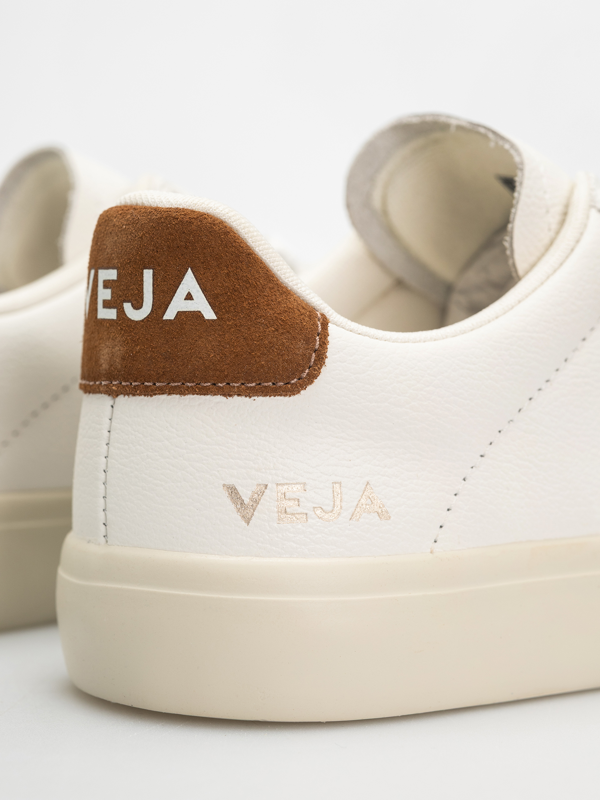 Veja Campo Wmn Shoes (white cognac)