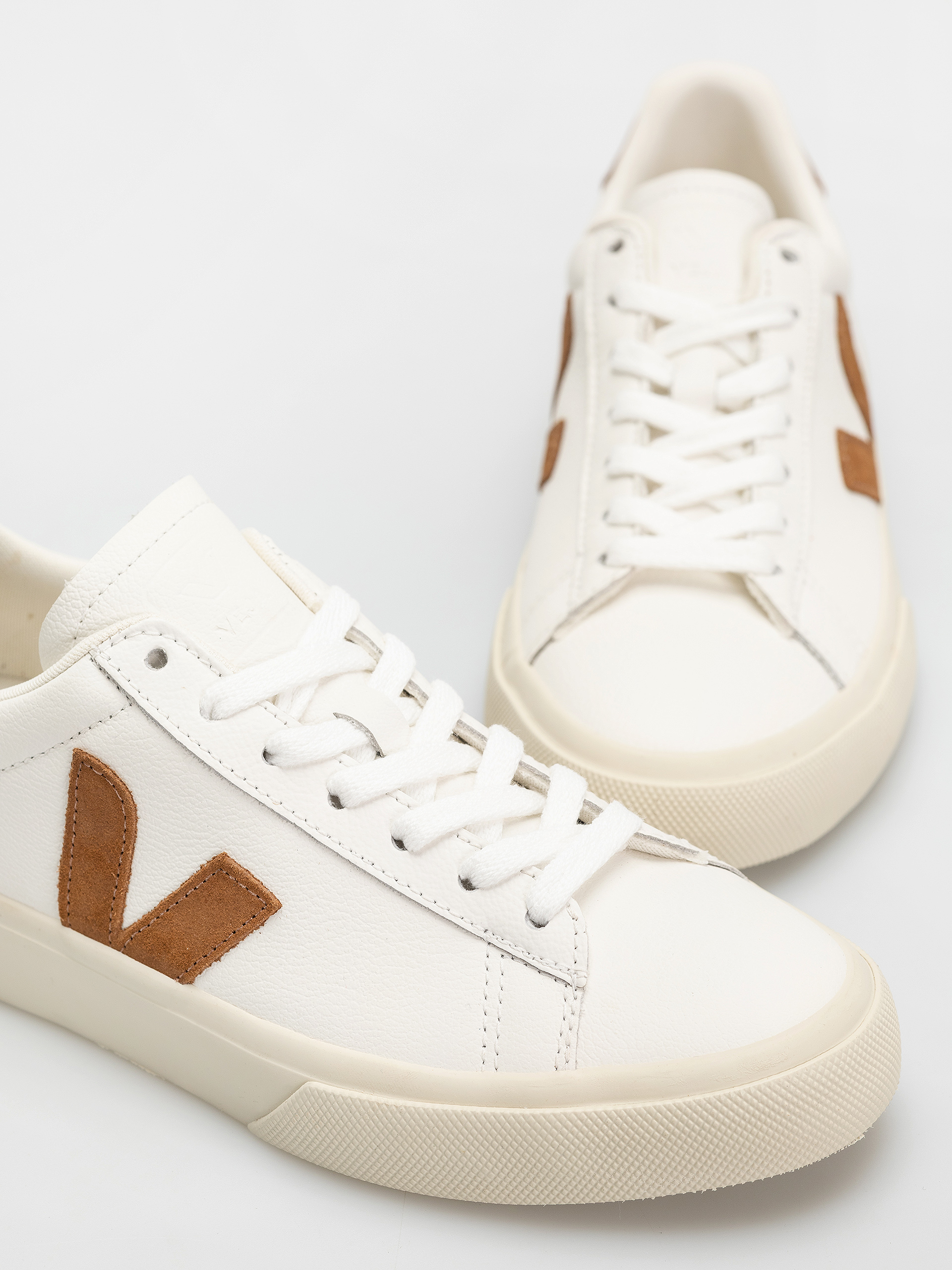 Veja Campo Wmn Shoes (white cognac)