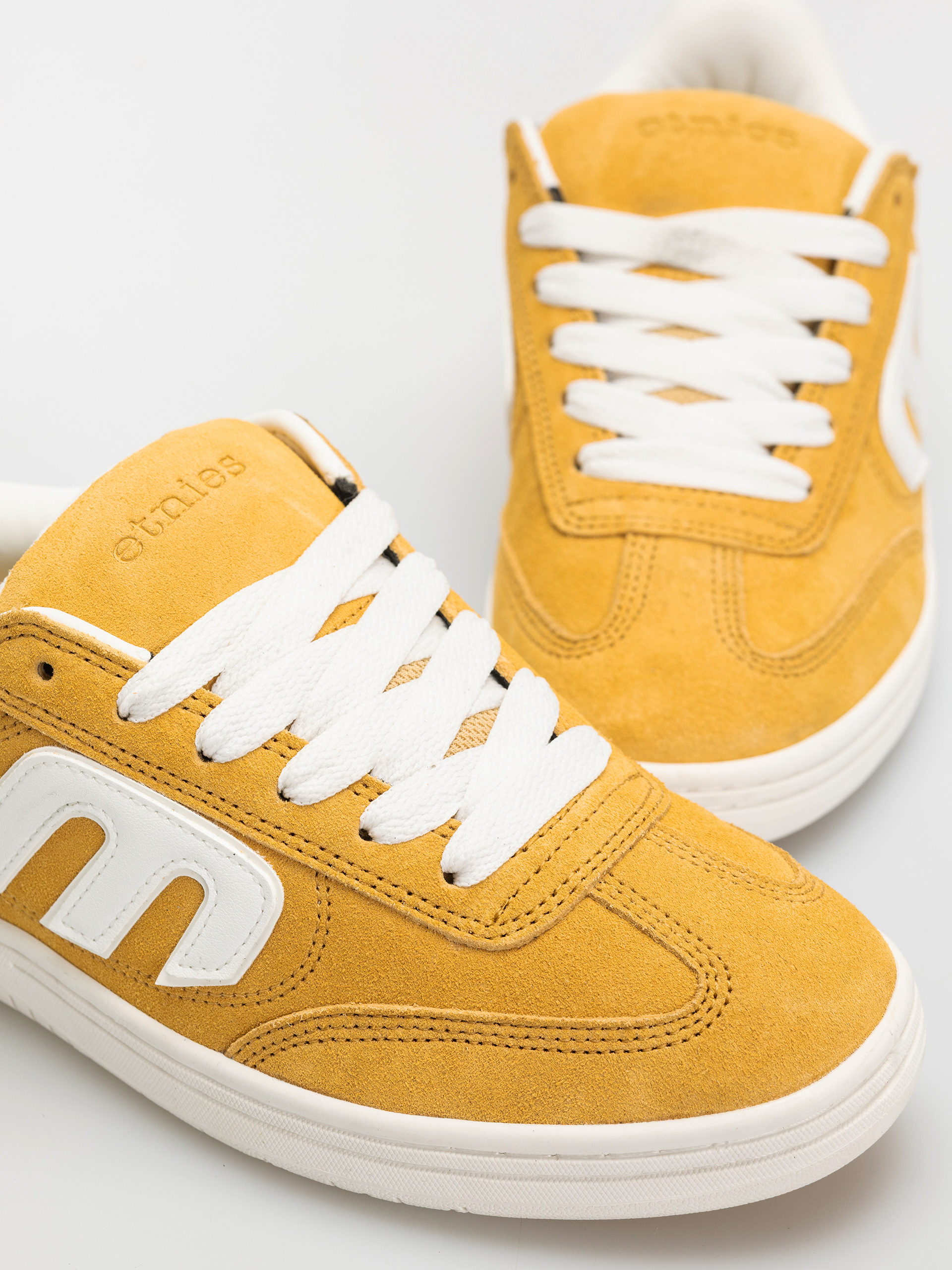 Etnies Locut Shoes (mustard)