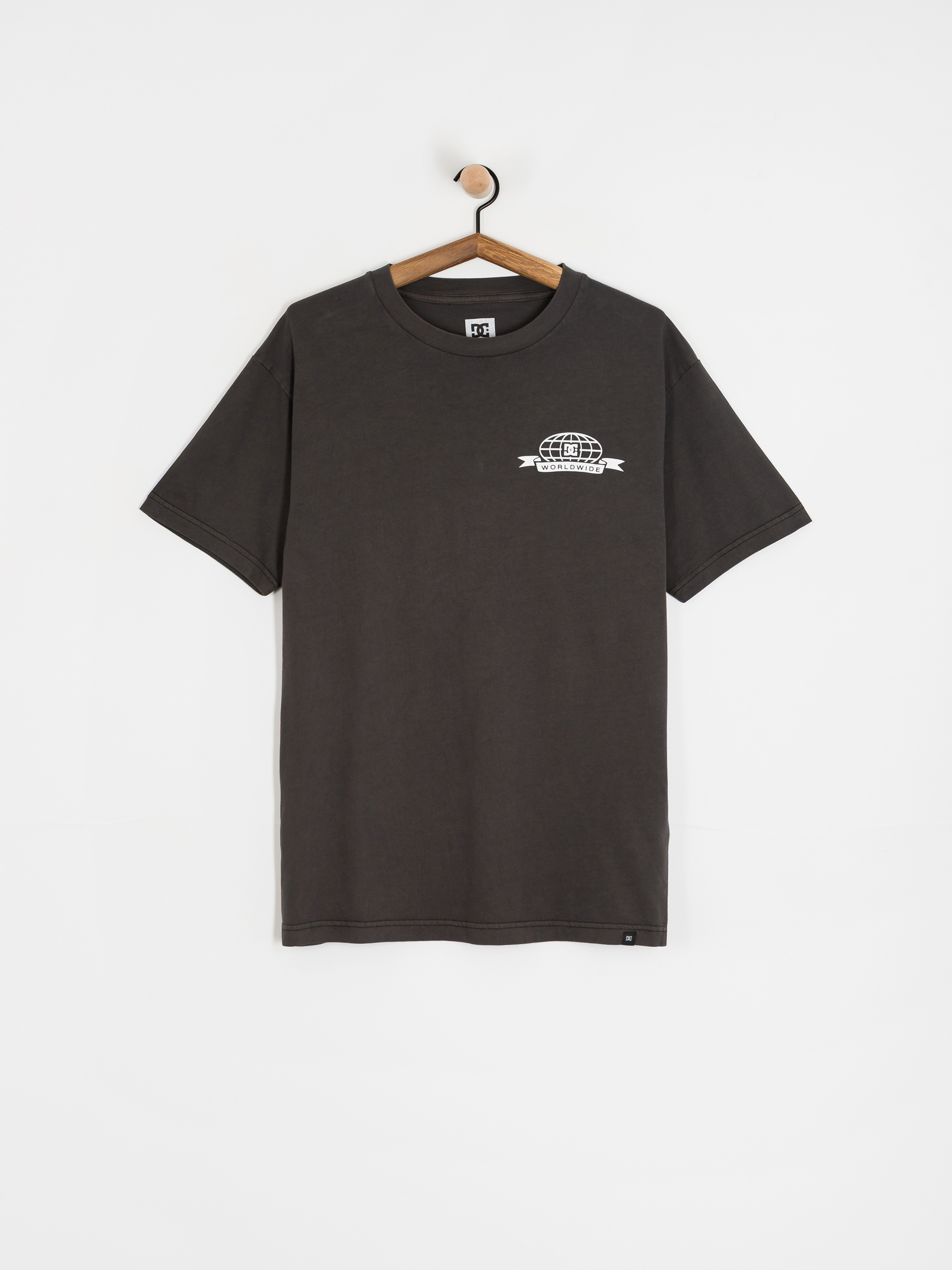 DC Stock Up T-Shirt (black enzyme wash)