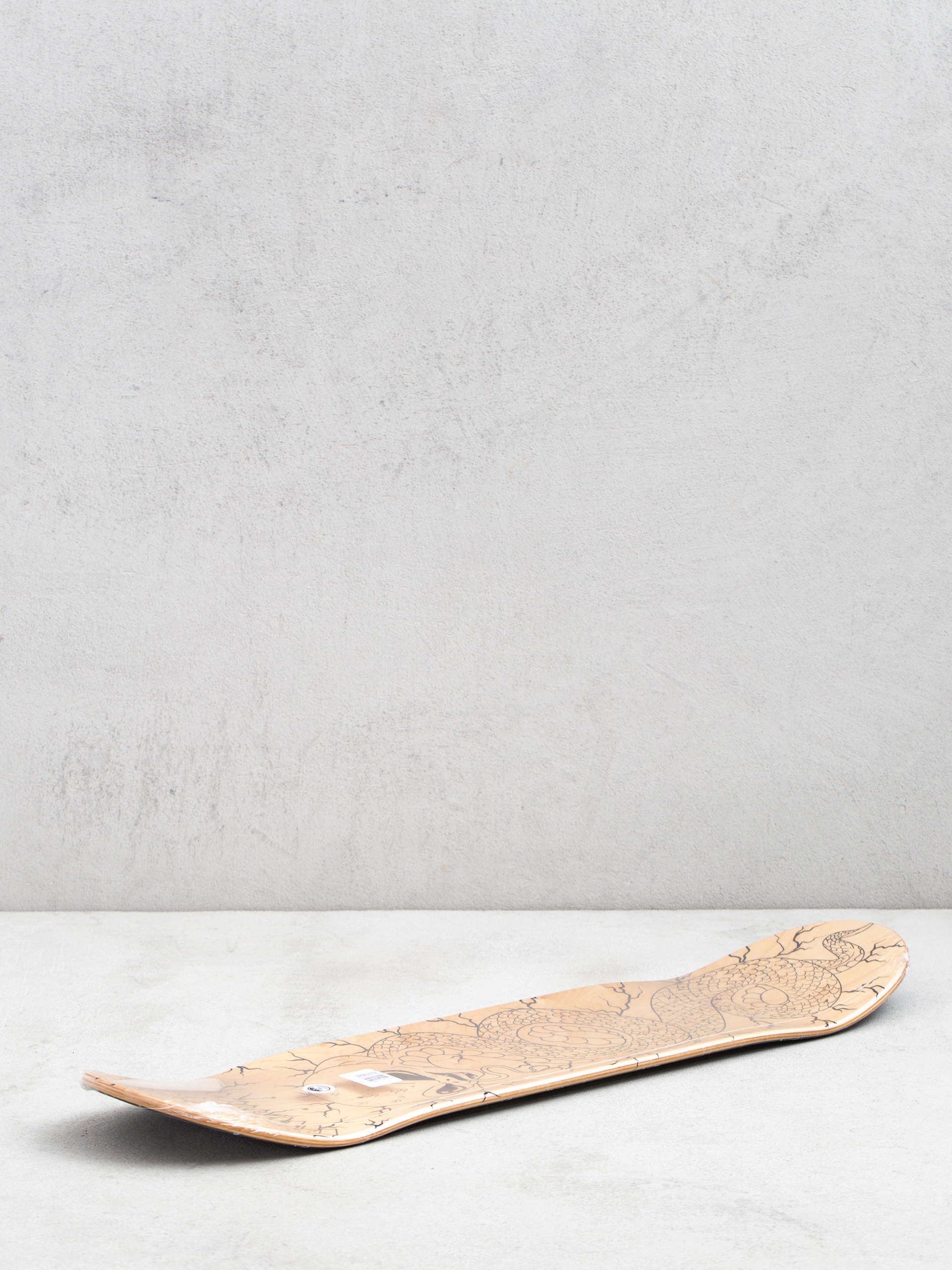 RipNDip Deck Skull And Bones (black)