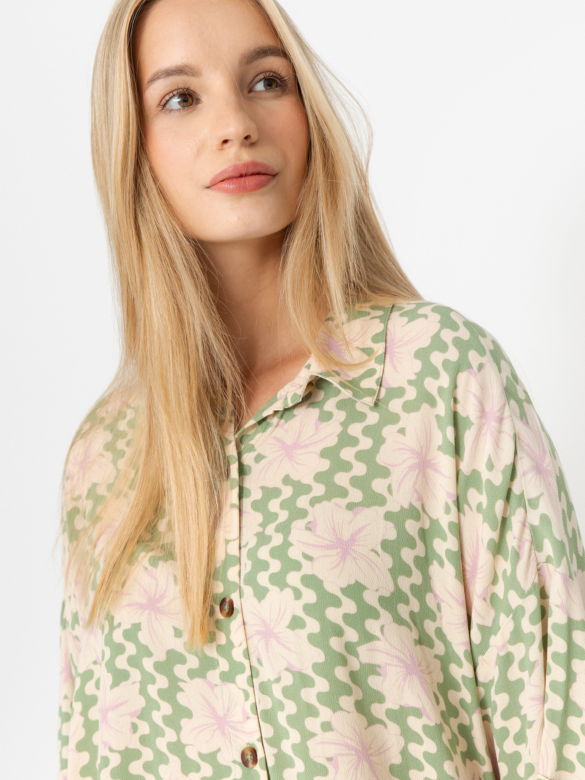 Roxy Beach Nostalgia Wmn Shirt (basil party waves yw)