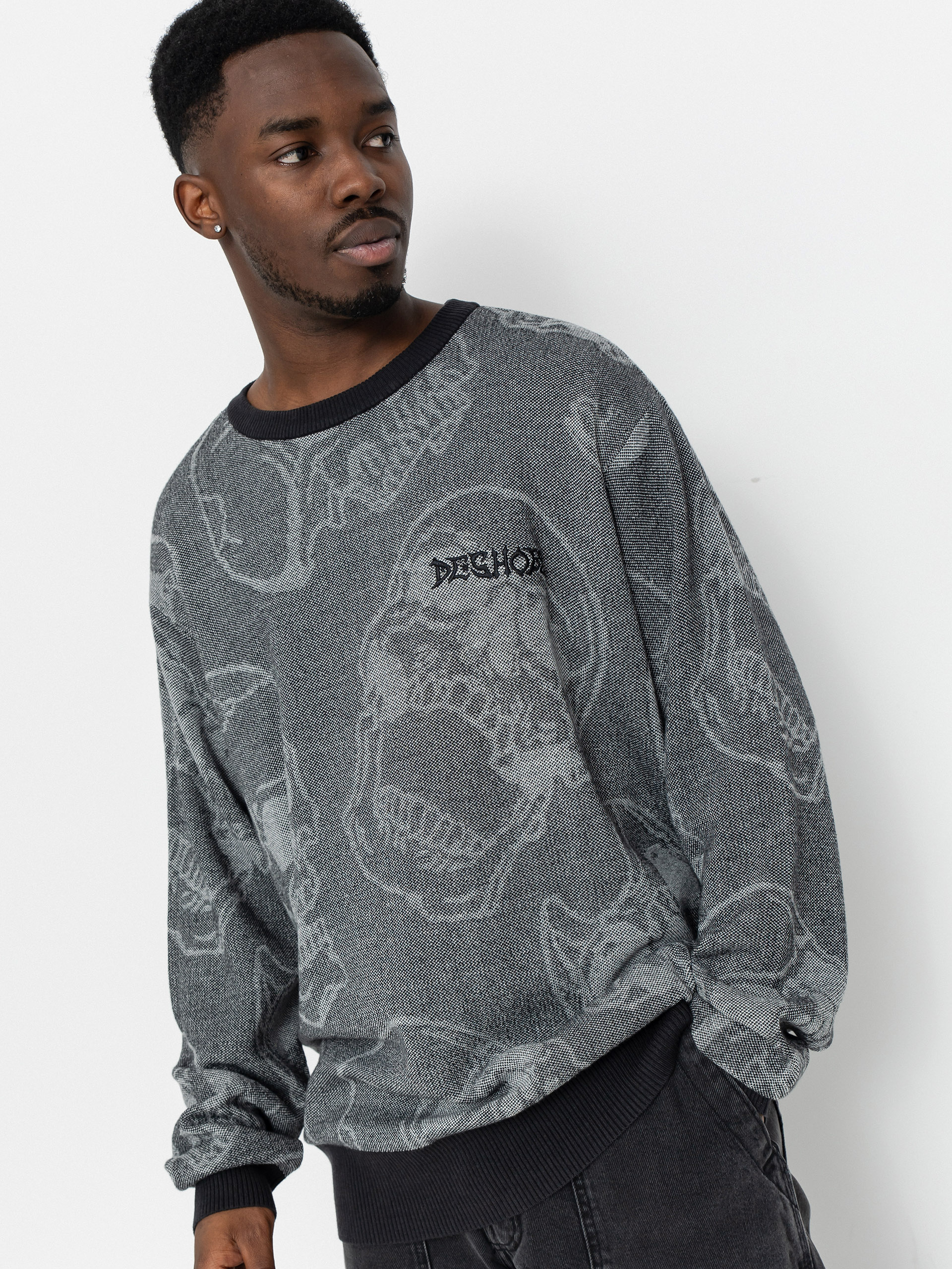 DC Fracture Sweater (heather skully print)