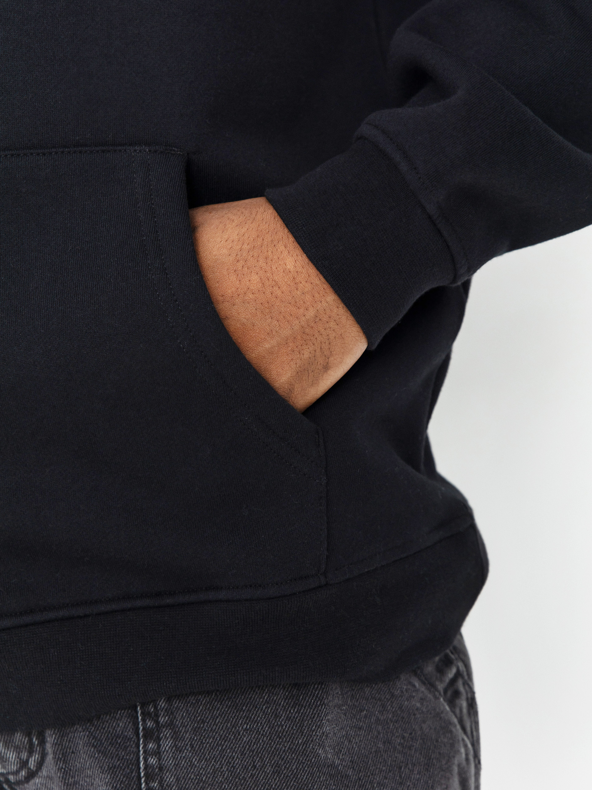 Santa Cruz Knibbs Invasion Hand HD Hoodie (black)