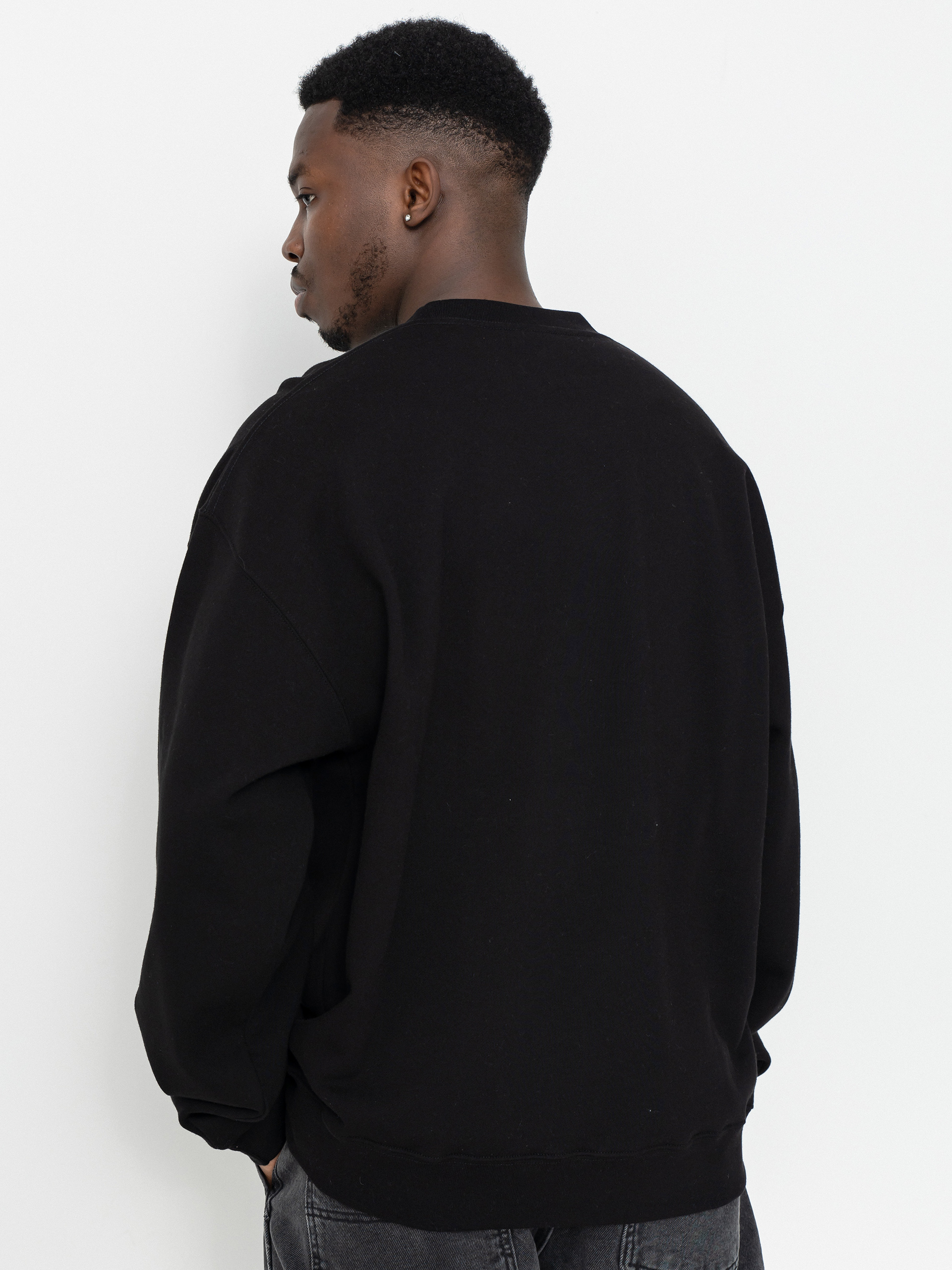 Polar Skate Dave Crewneck Shy Bow Sweatshirt (black)