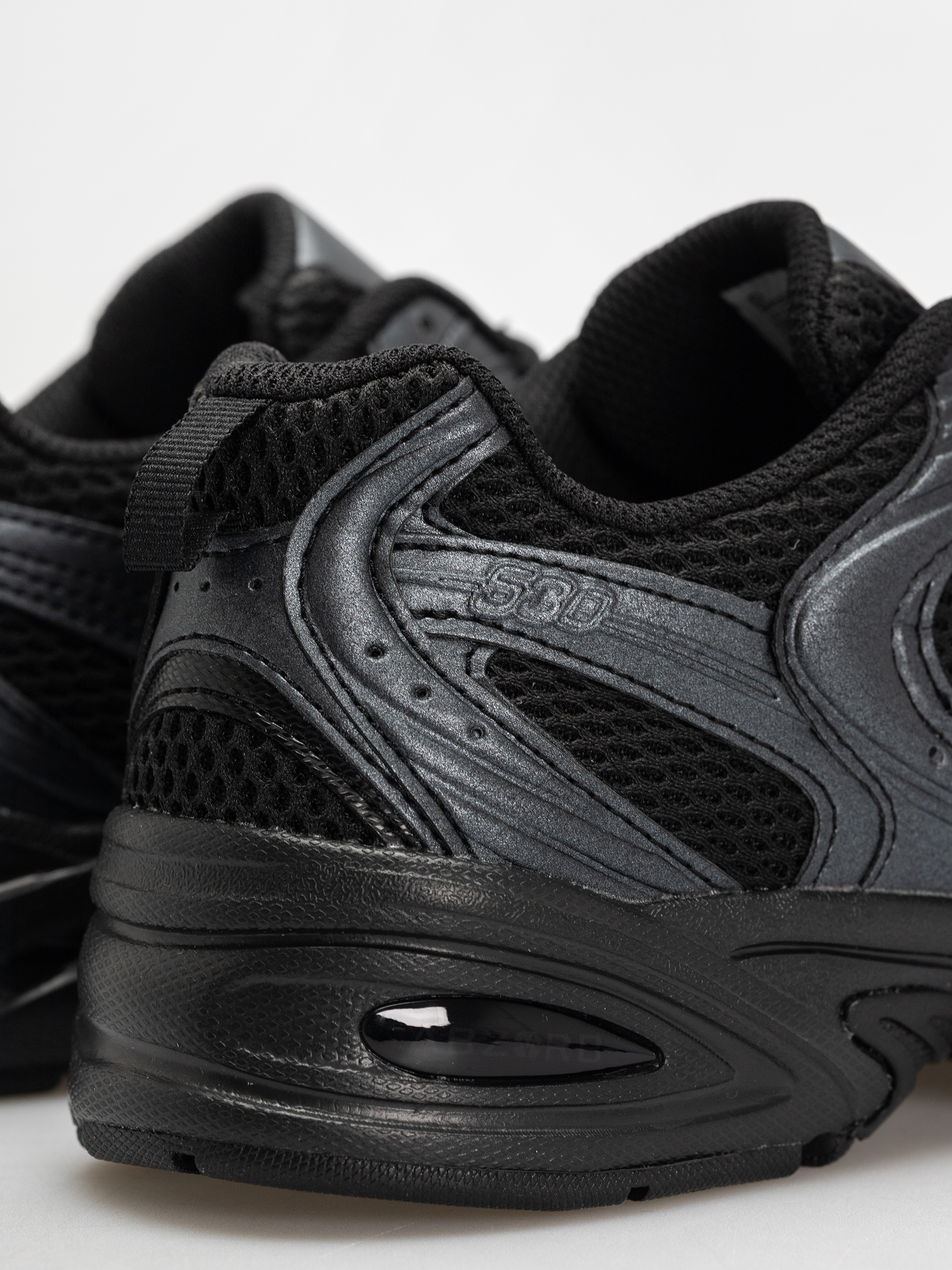 New Balance 530 Shoes (black)