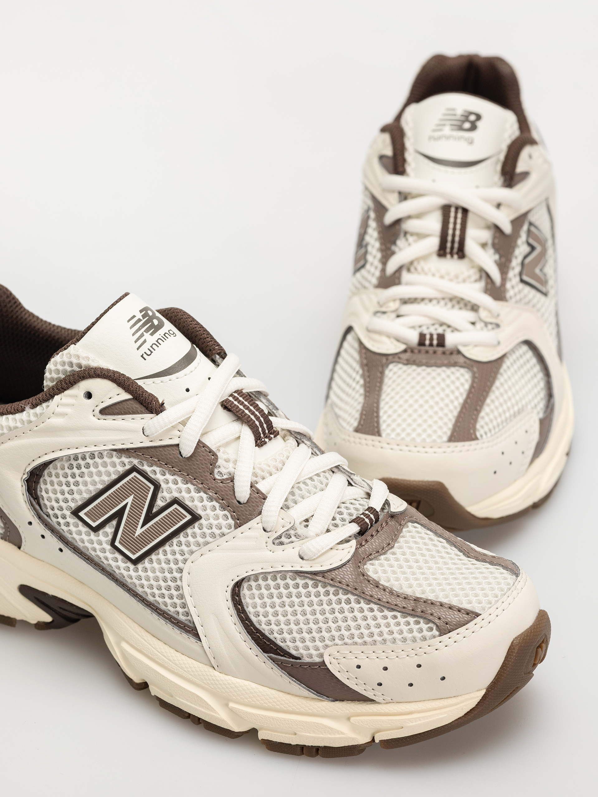 New Balance 530 Shoes (angora)