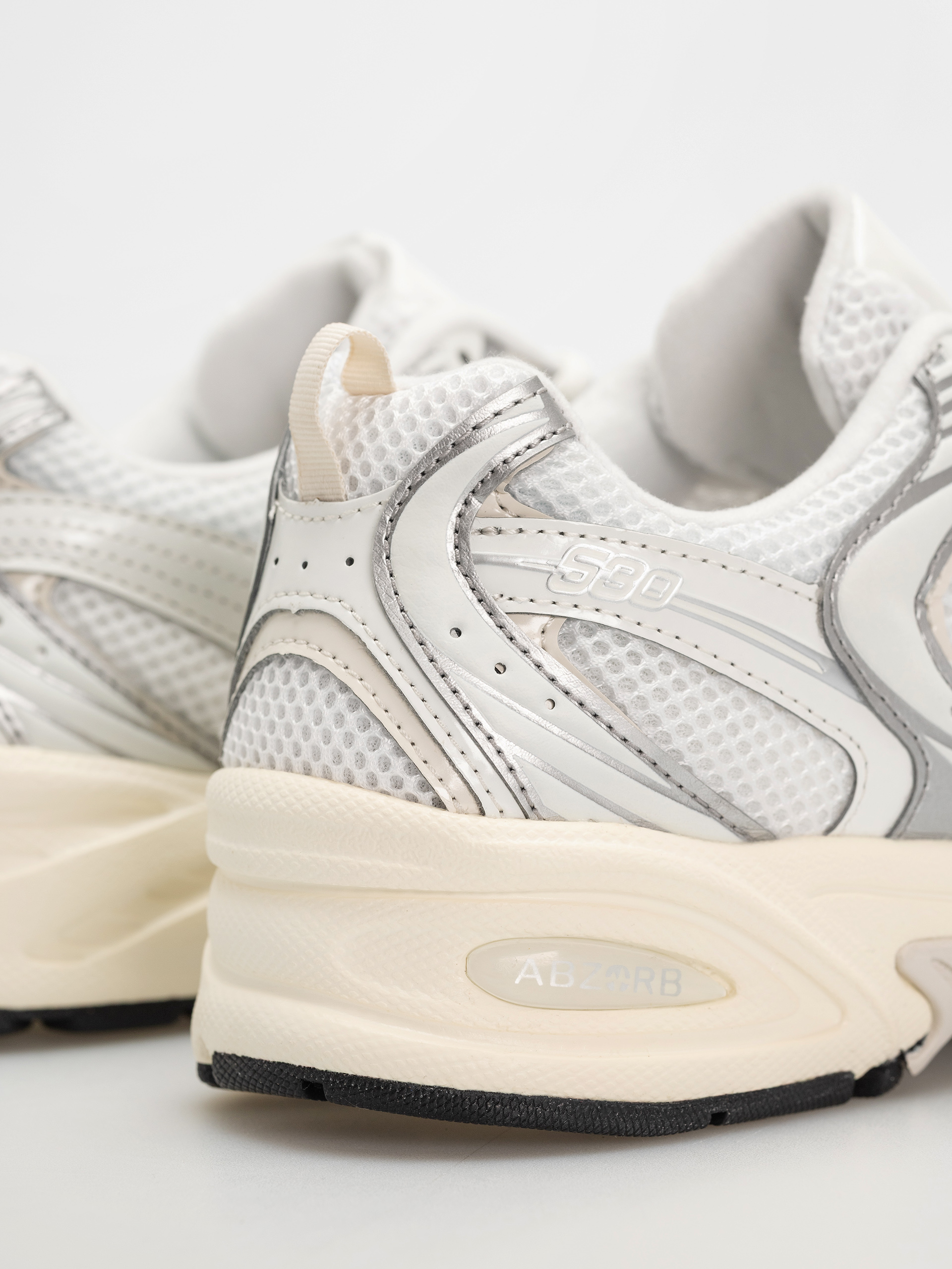 New Balance Schuhe 530 (silver metallic)