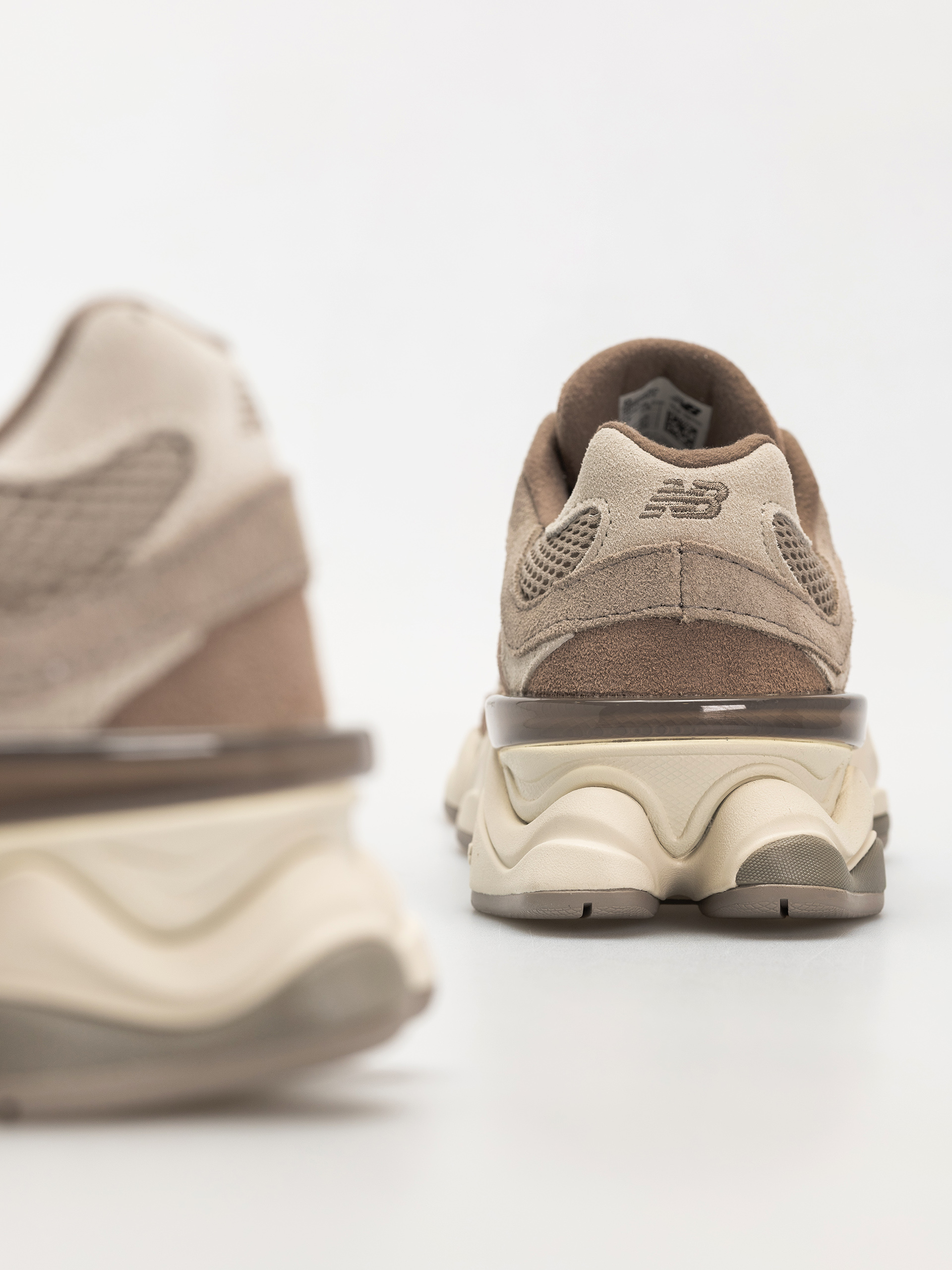 New Balance Schuhe 9060 (mushroom)