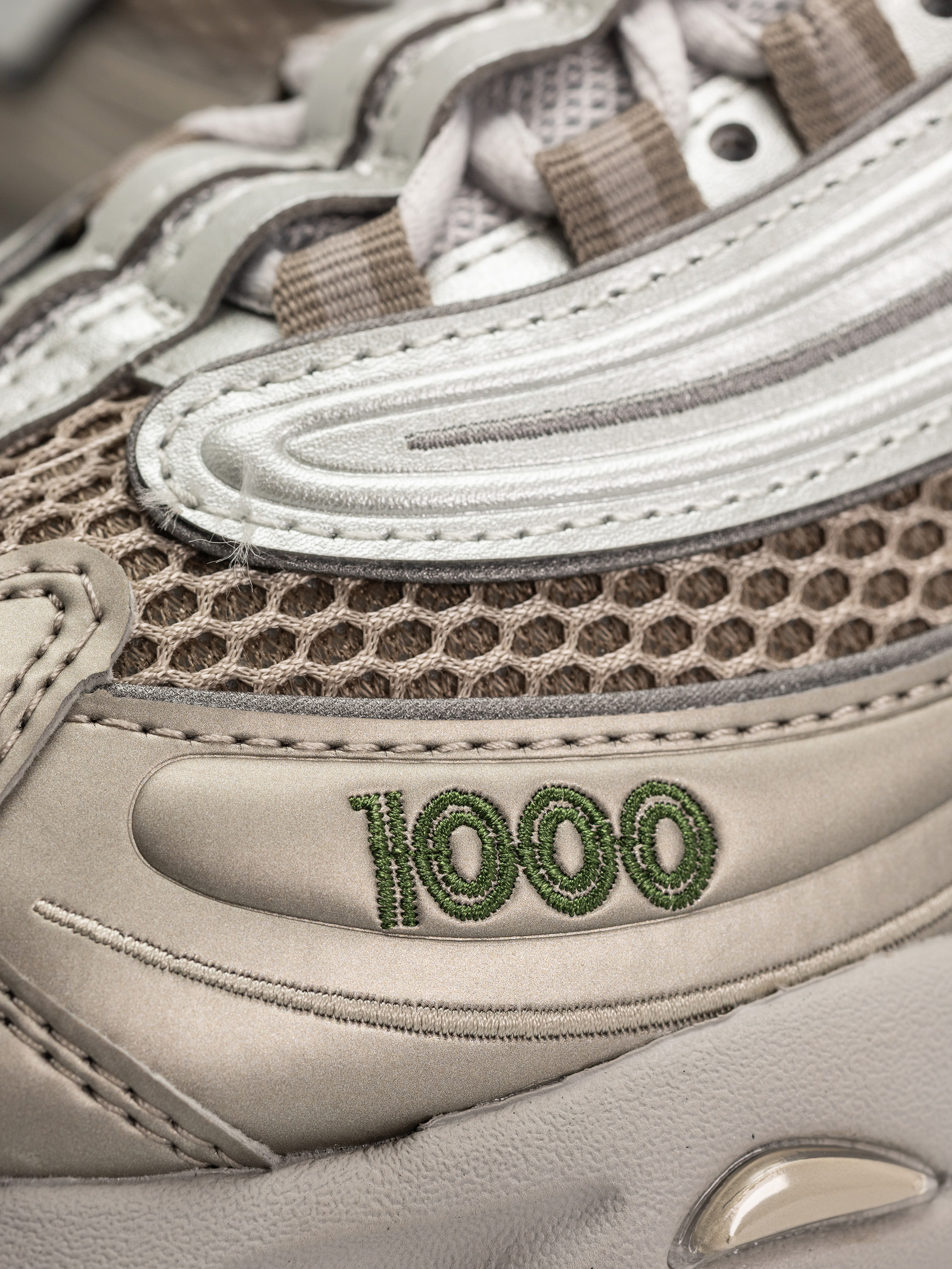 New Balance 1000 Shoes (arid stone)