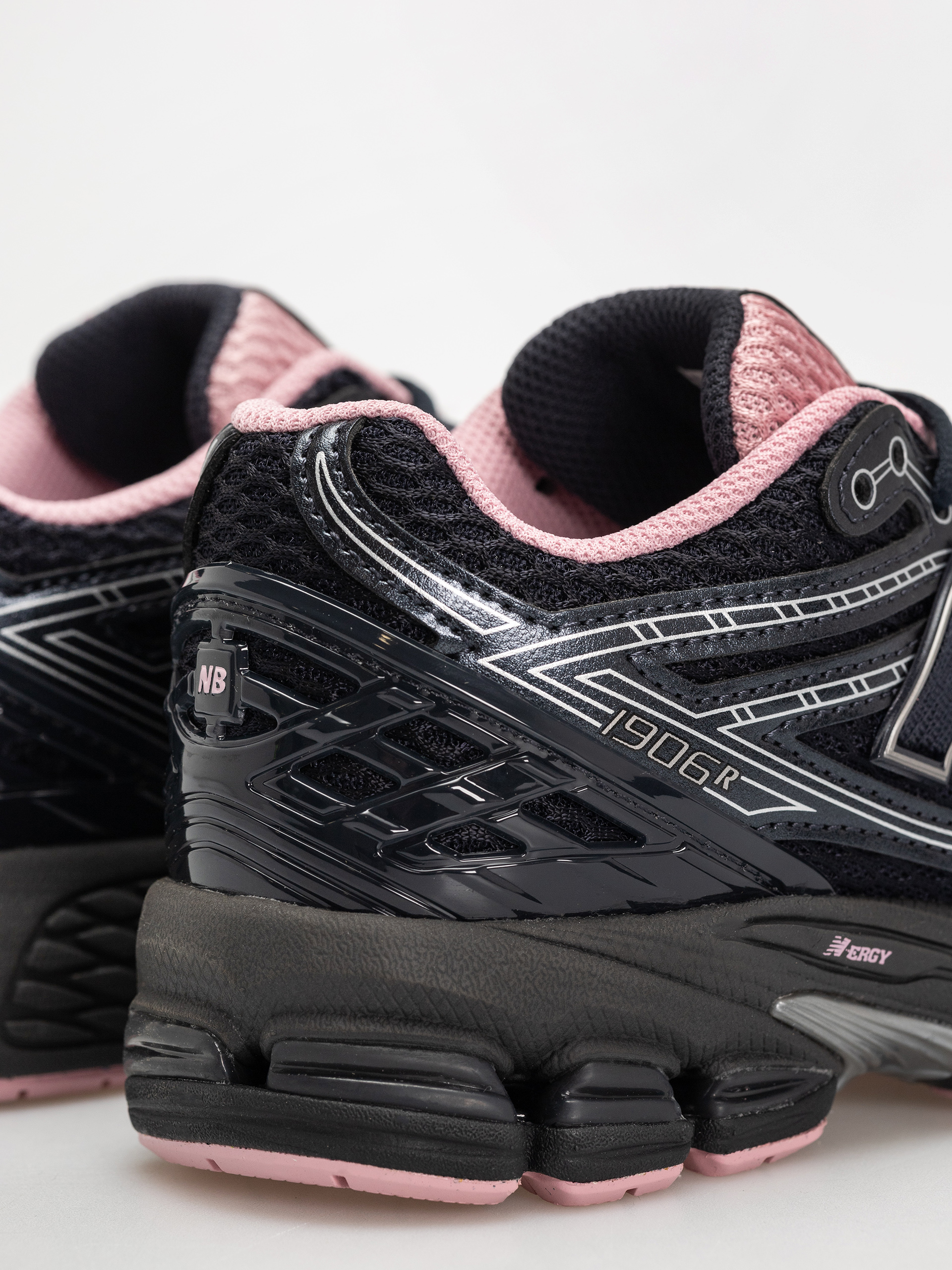 New Balance Schuhe 1906 JR (eclipse)