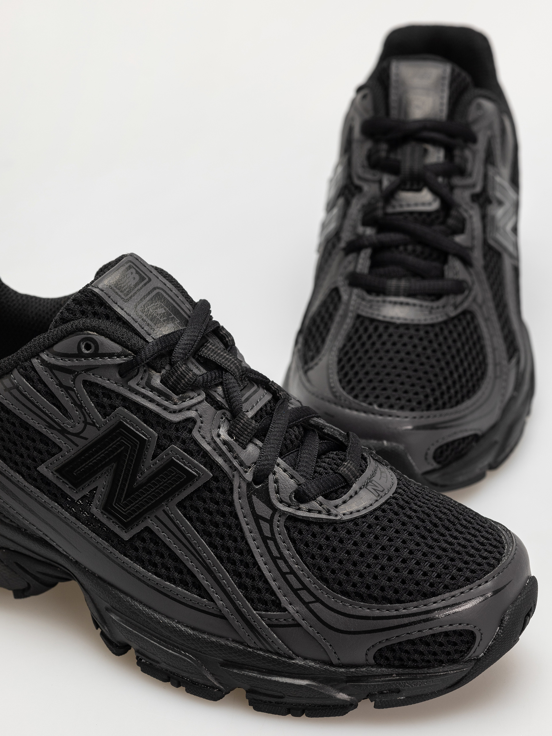 New Balance Shoes 740 JR (black cement)