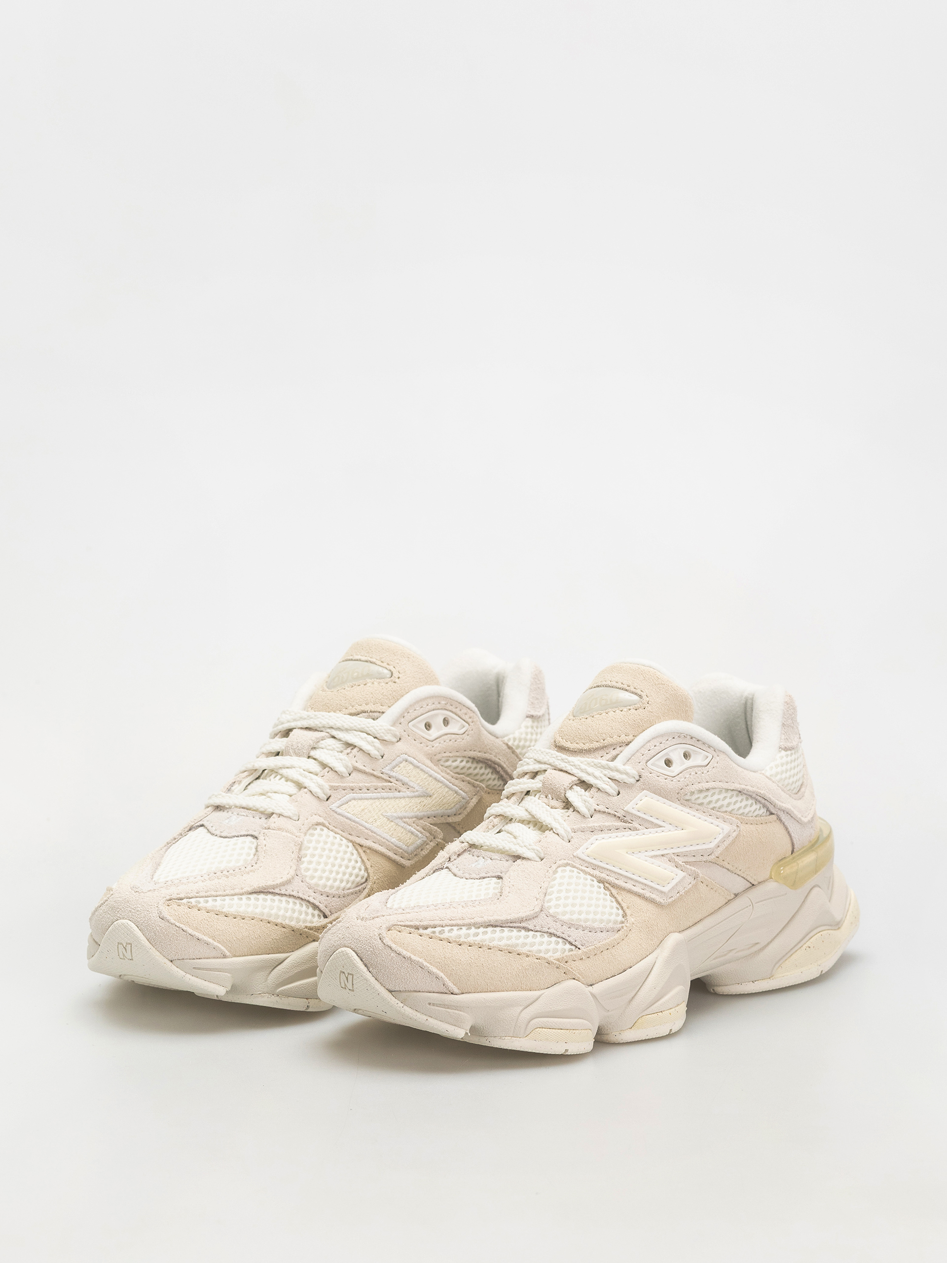 New Balance 9060 JR Shoes (angora)