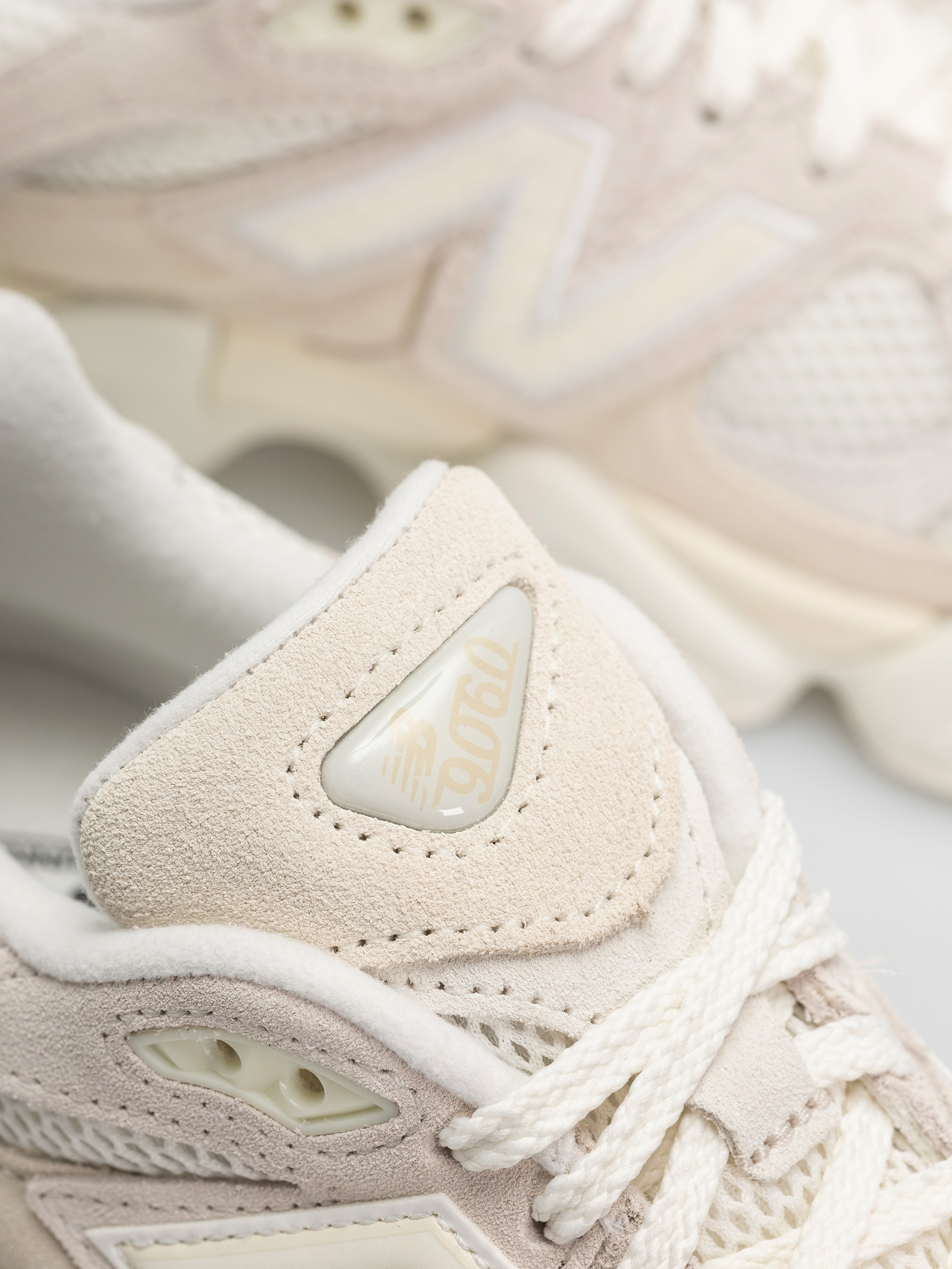 New Balance 9060 Schuhe (angora)