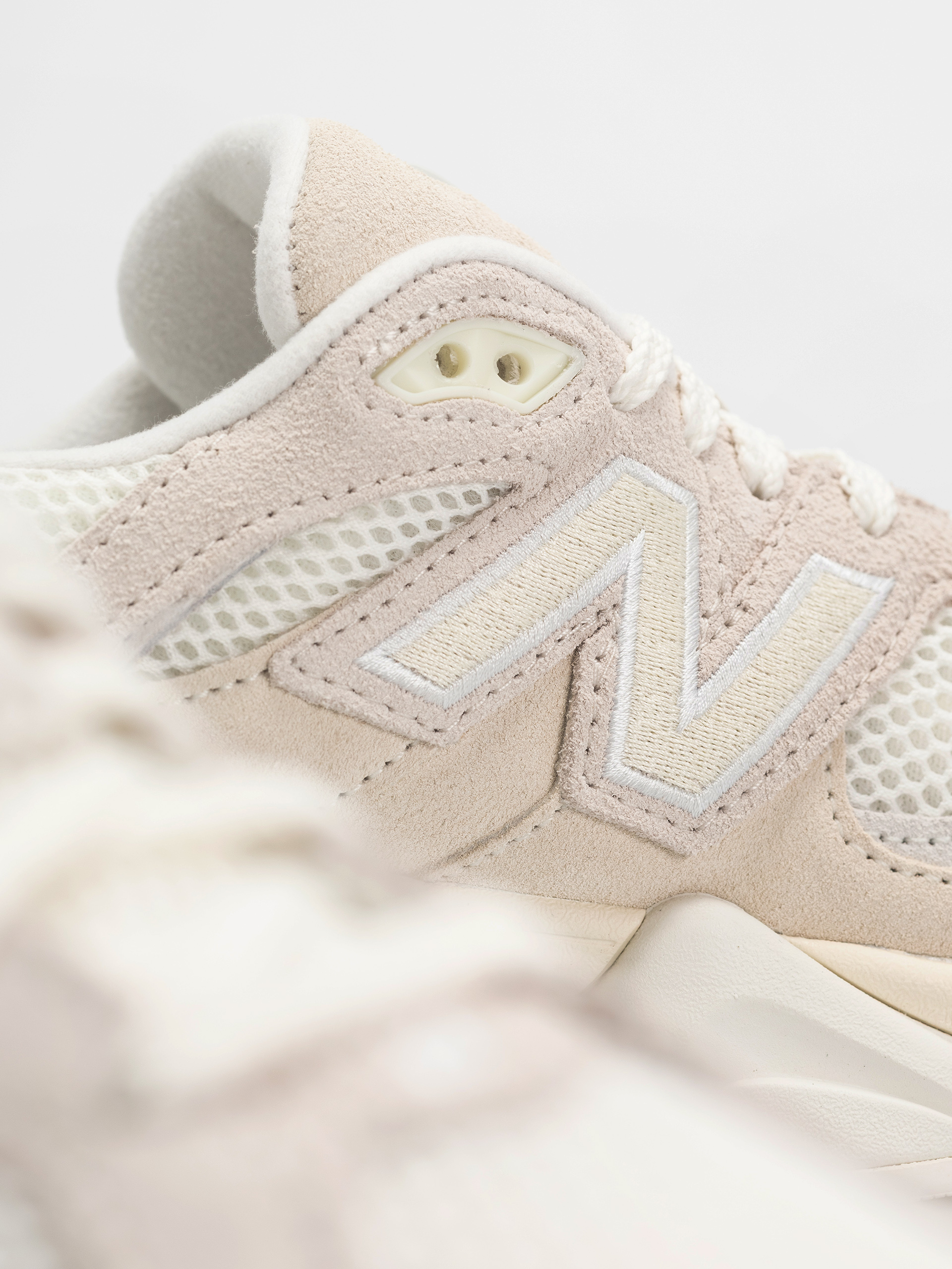 New Balance 9060 Schuhe (angora)