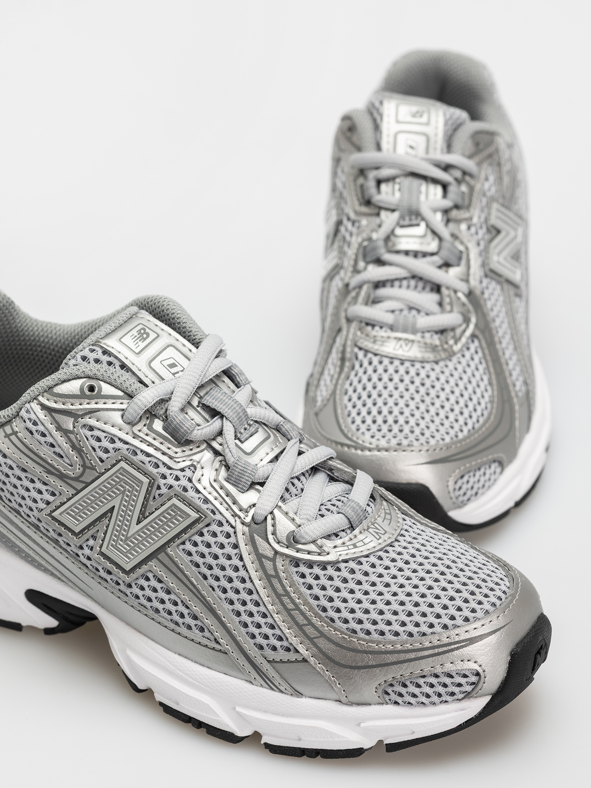 New Balance 740 JR Shoes (raincloud)