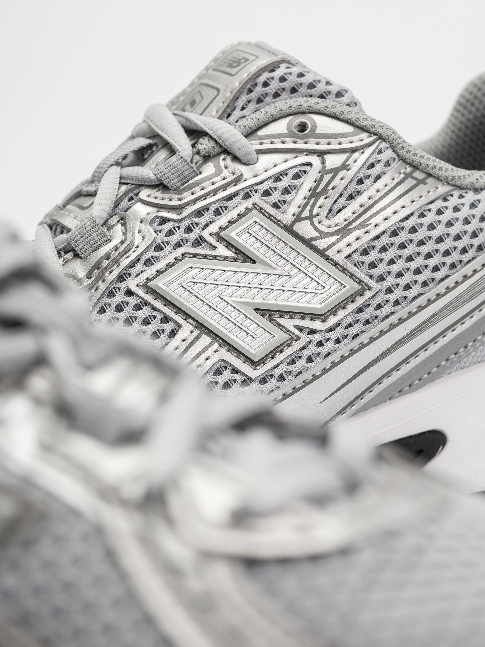 New Balance 740 JR Schuhe (raincloud)