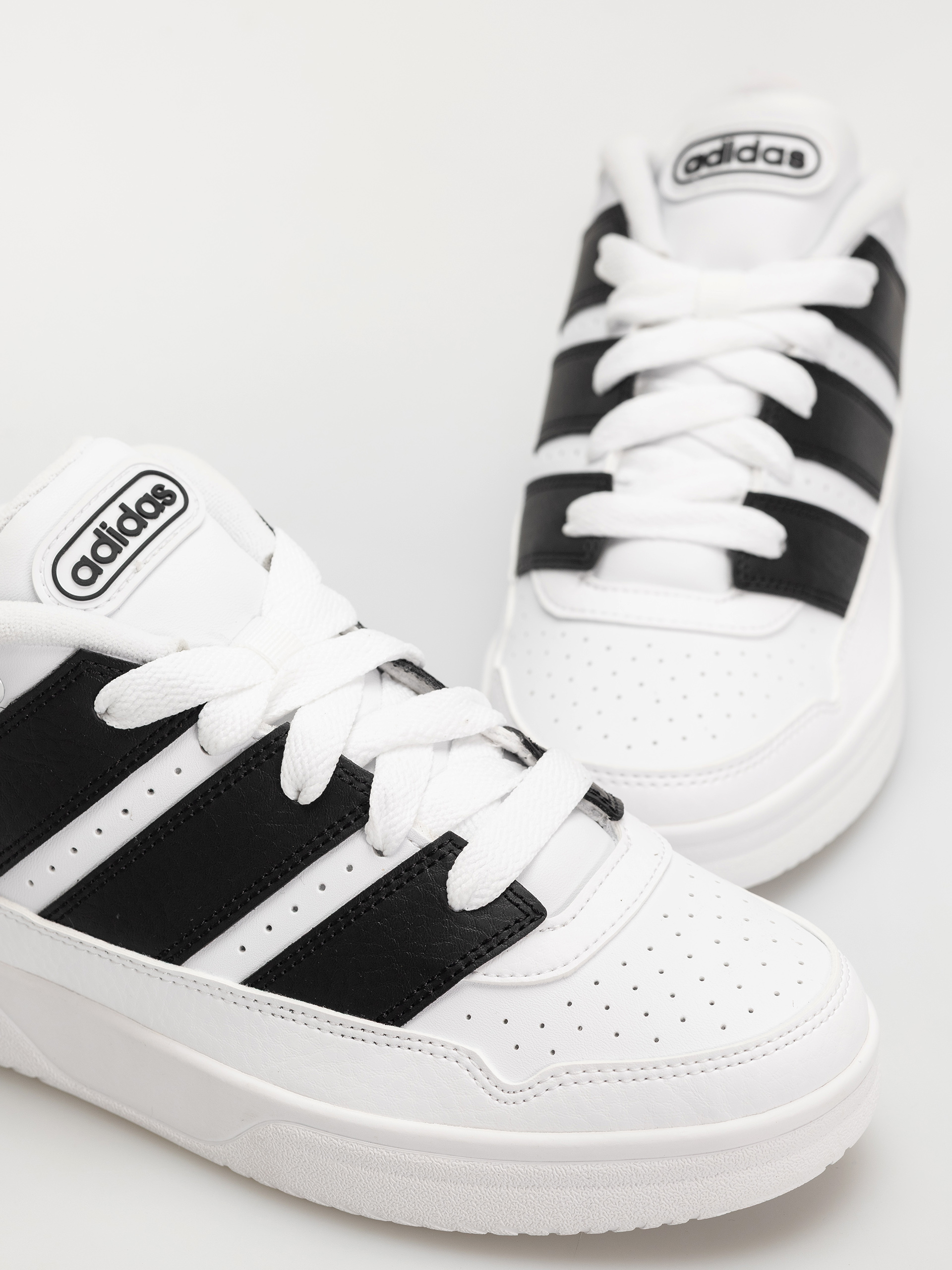 adidas Break Start 2000 Shoes (ftwwht/cblack/ftwwht)