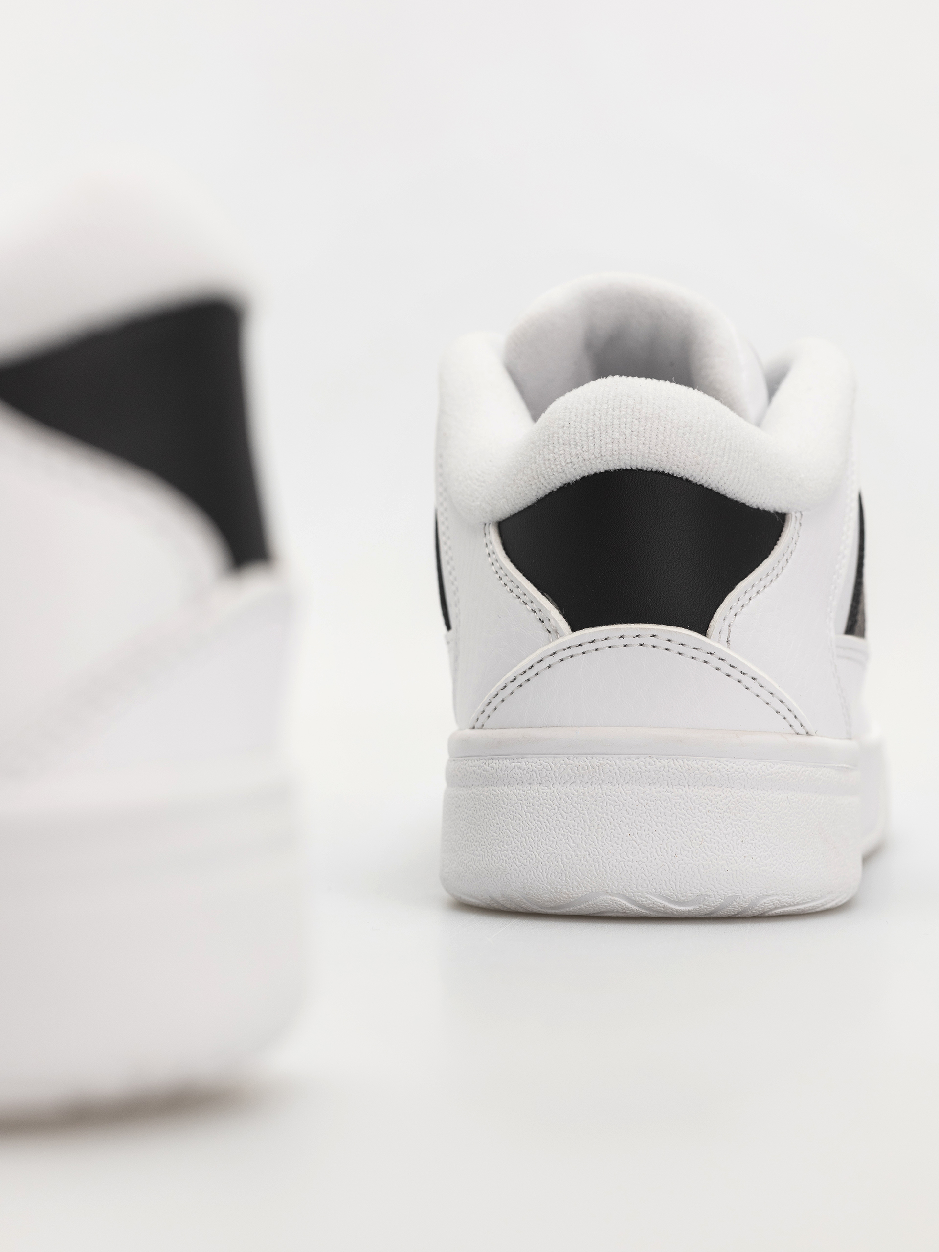 adidas Break Start 2000 Shoes (ftwwht/cblack/ftwwht)