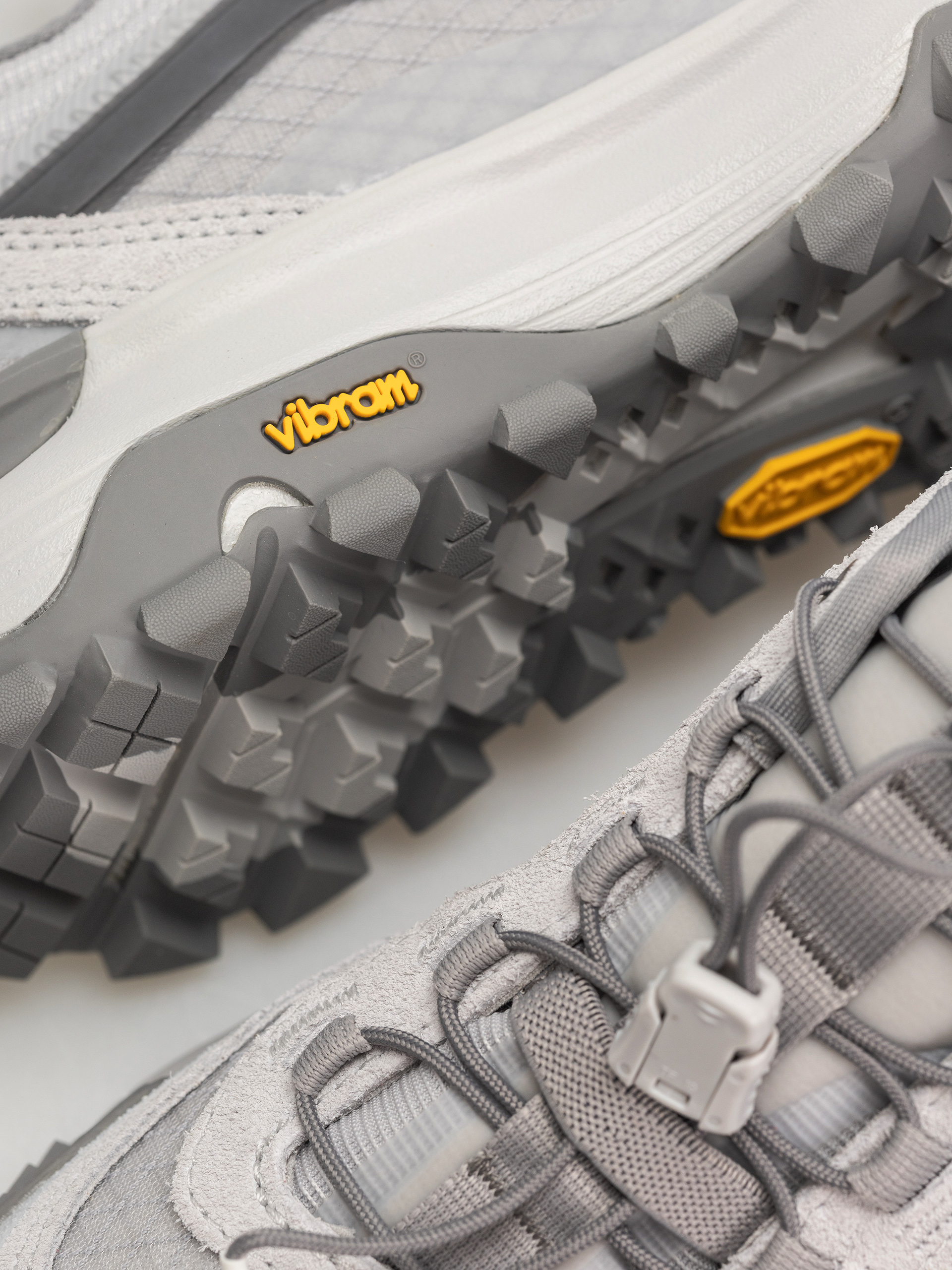 Vans Mte Crosspath Xc Shoes (light gray)